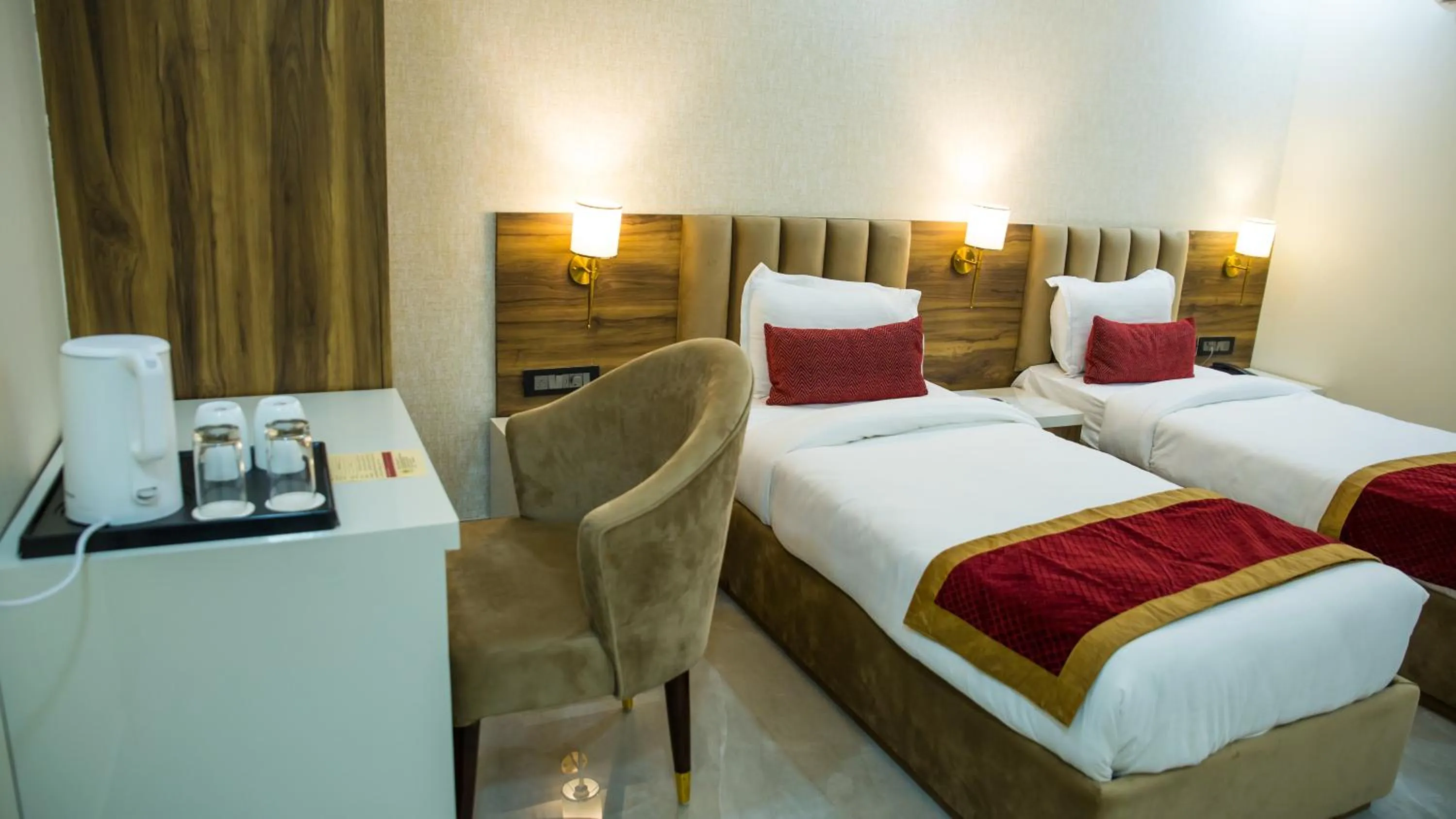 Bed in Royal 9 hotel & Banquet