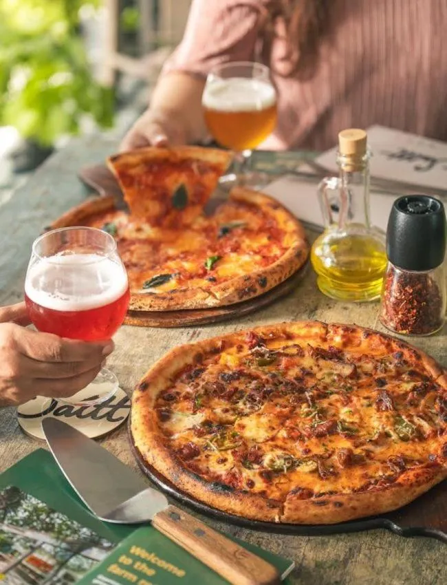 Restaurant/places to eat in Oleander Farms, Karjat