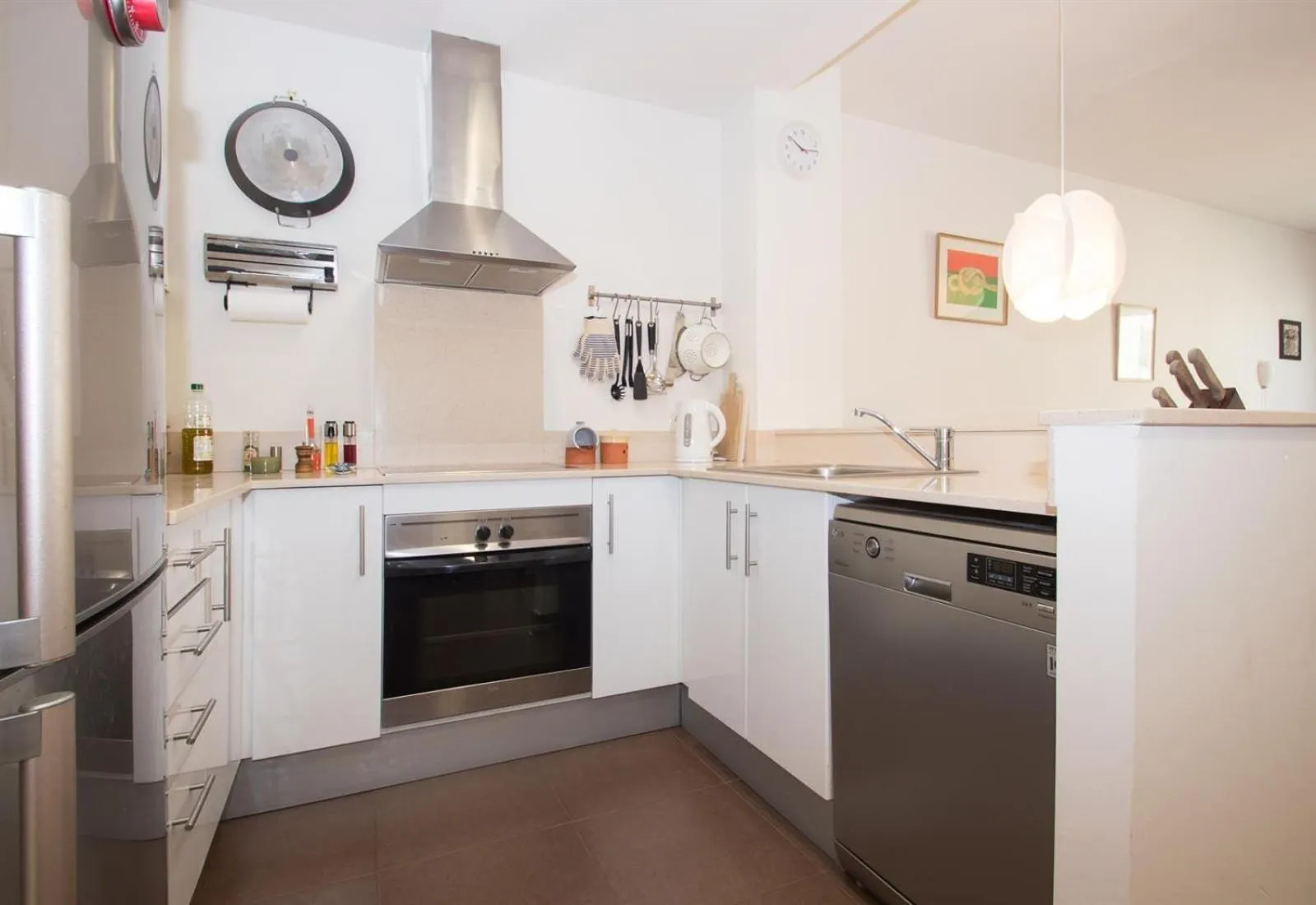 Kitchen or kitchenette in Blue sea apartment