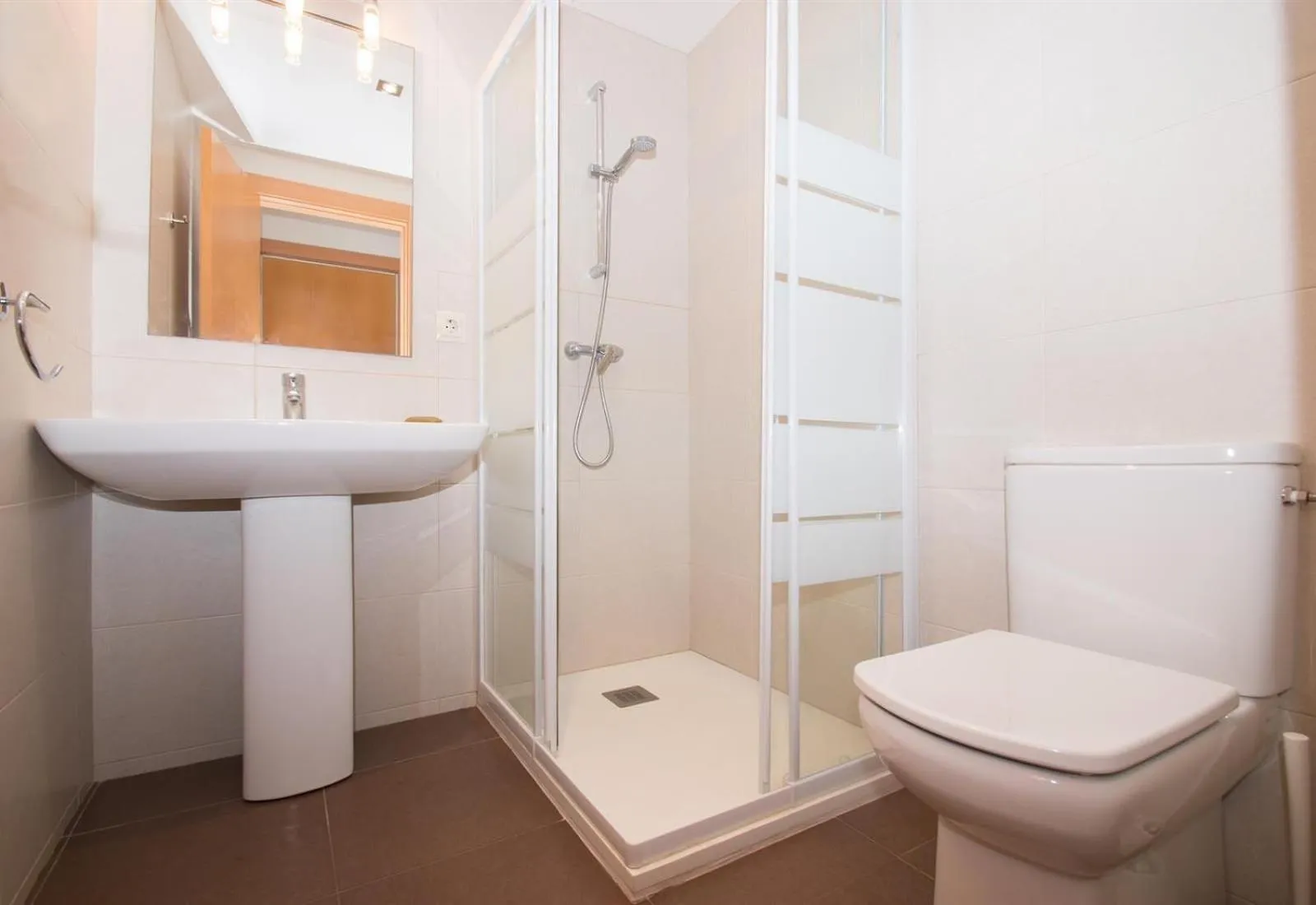 Bathroom in Blue sea apartment