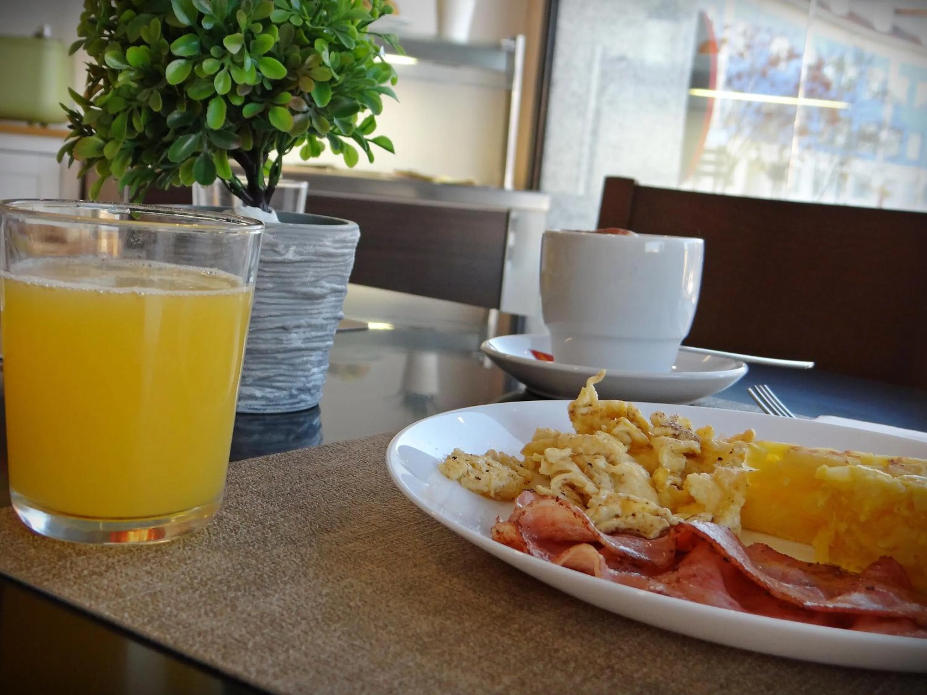 Breakfast in Hotel Equo Aranjuez