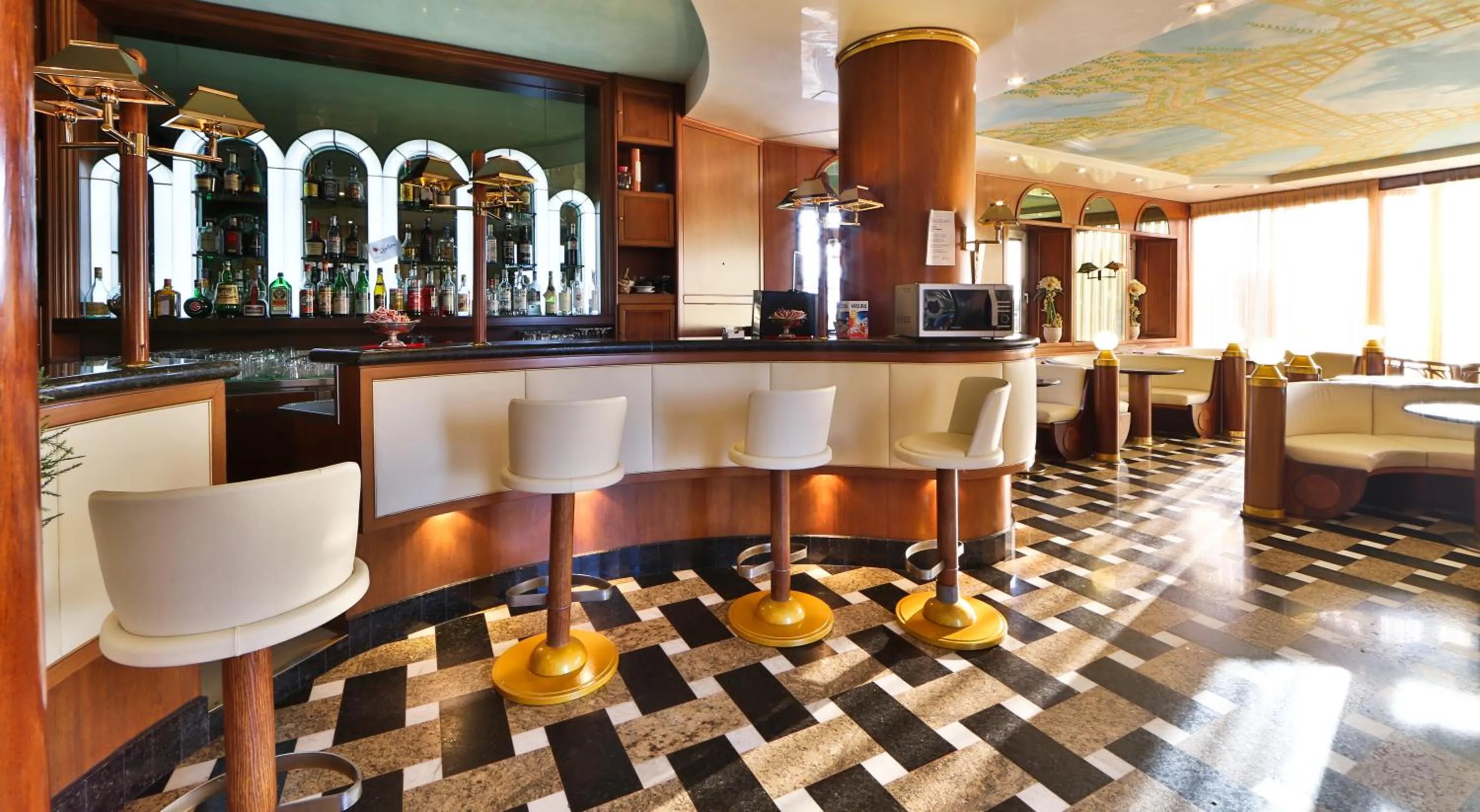 Lounge or bar in Hotel Bristol