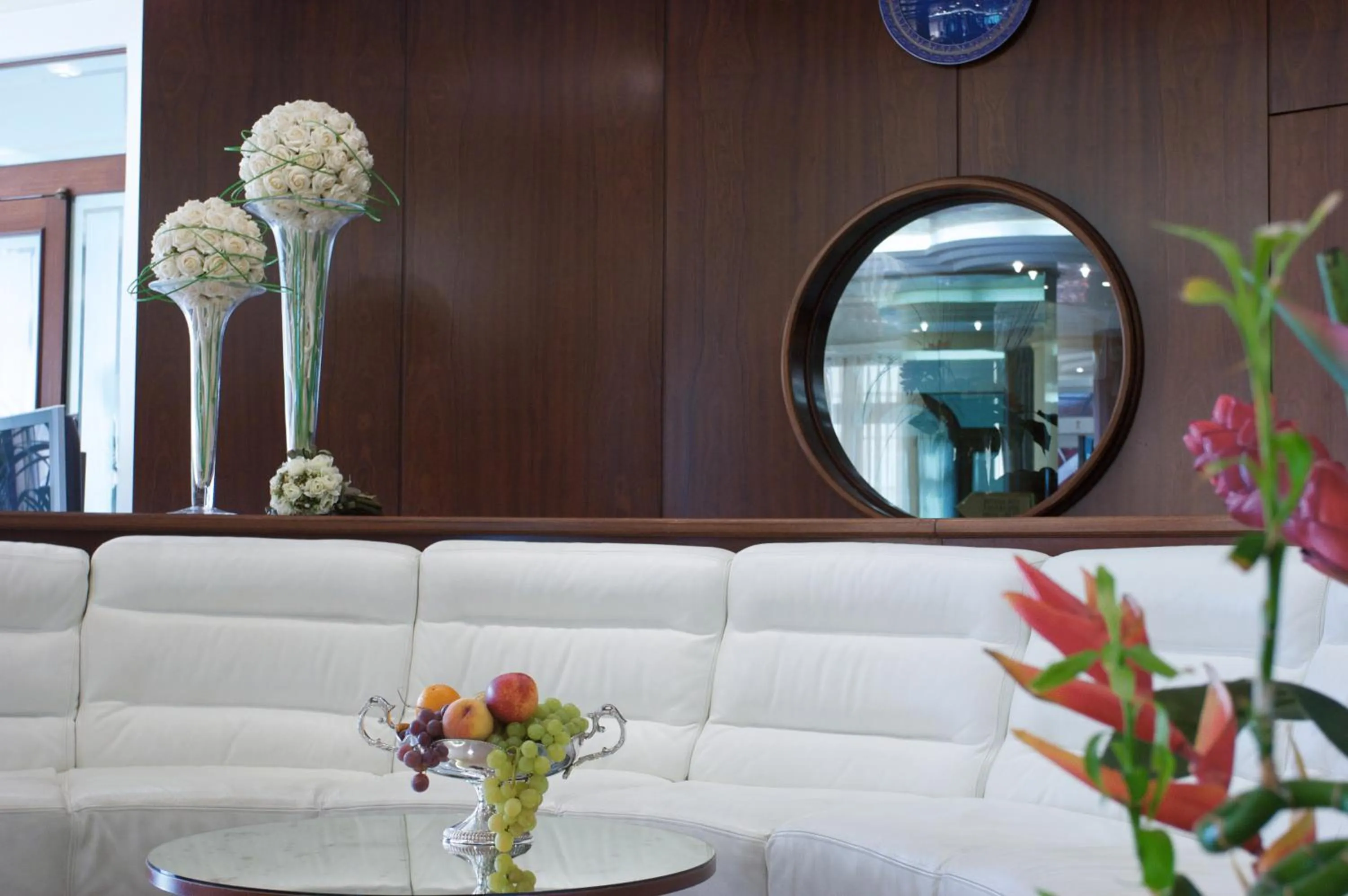 Lobby or reception in Hotel Bristol