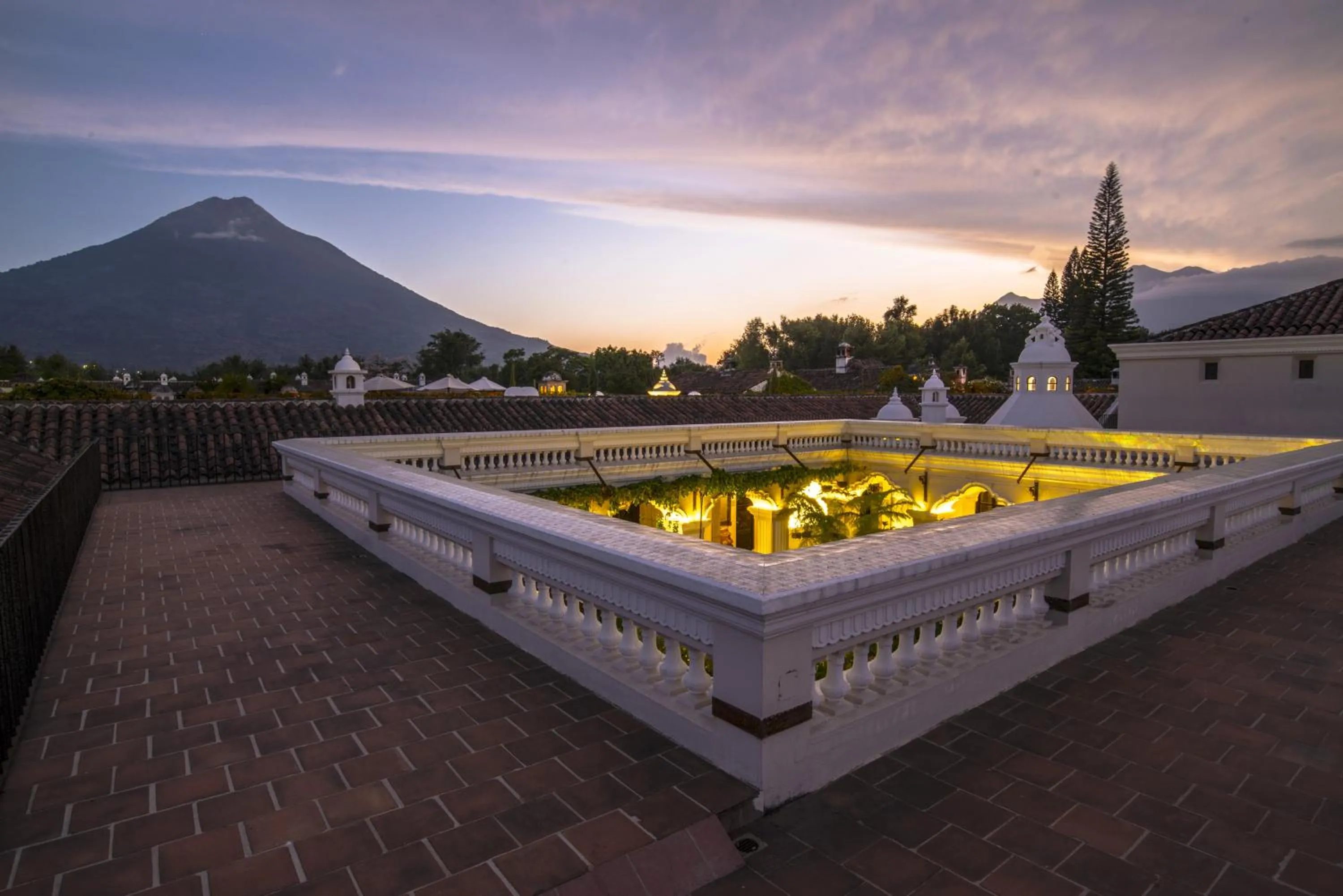 Sunset in Pensativo House Hotel