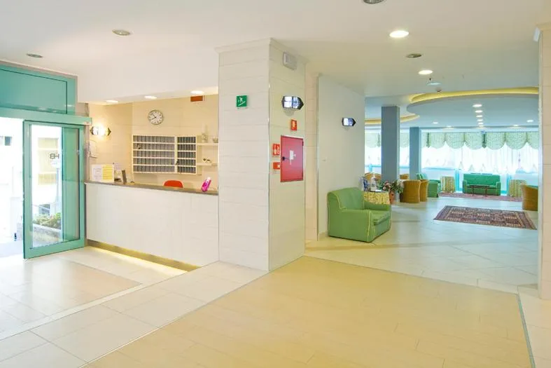 Day in Hotel Bolivar