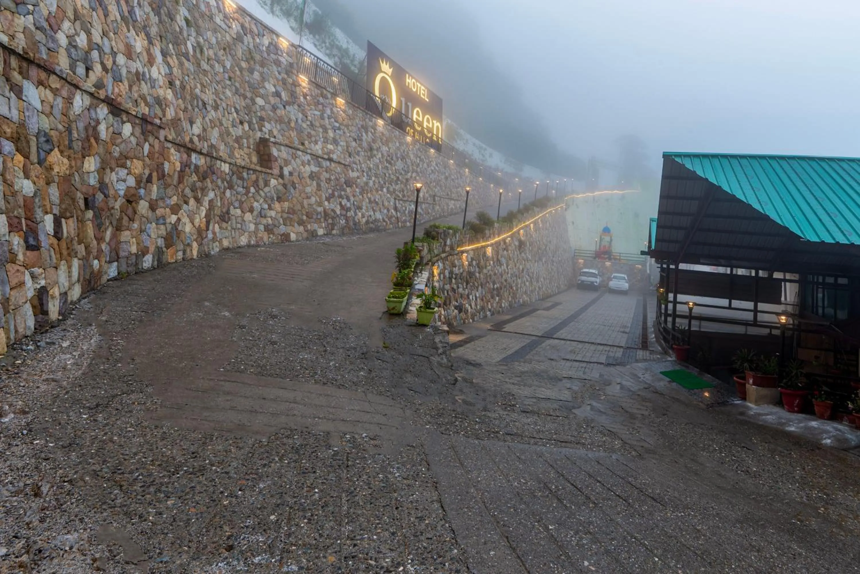 Street view in Treebo Premium Queens Of Hills Near Mall Road Area