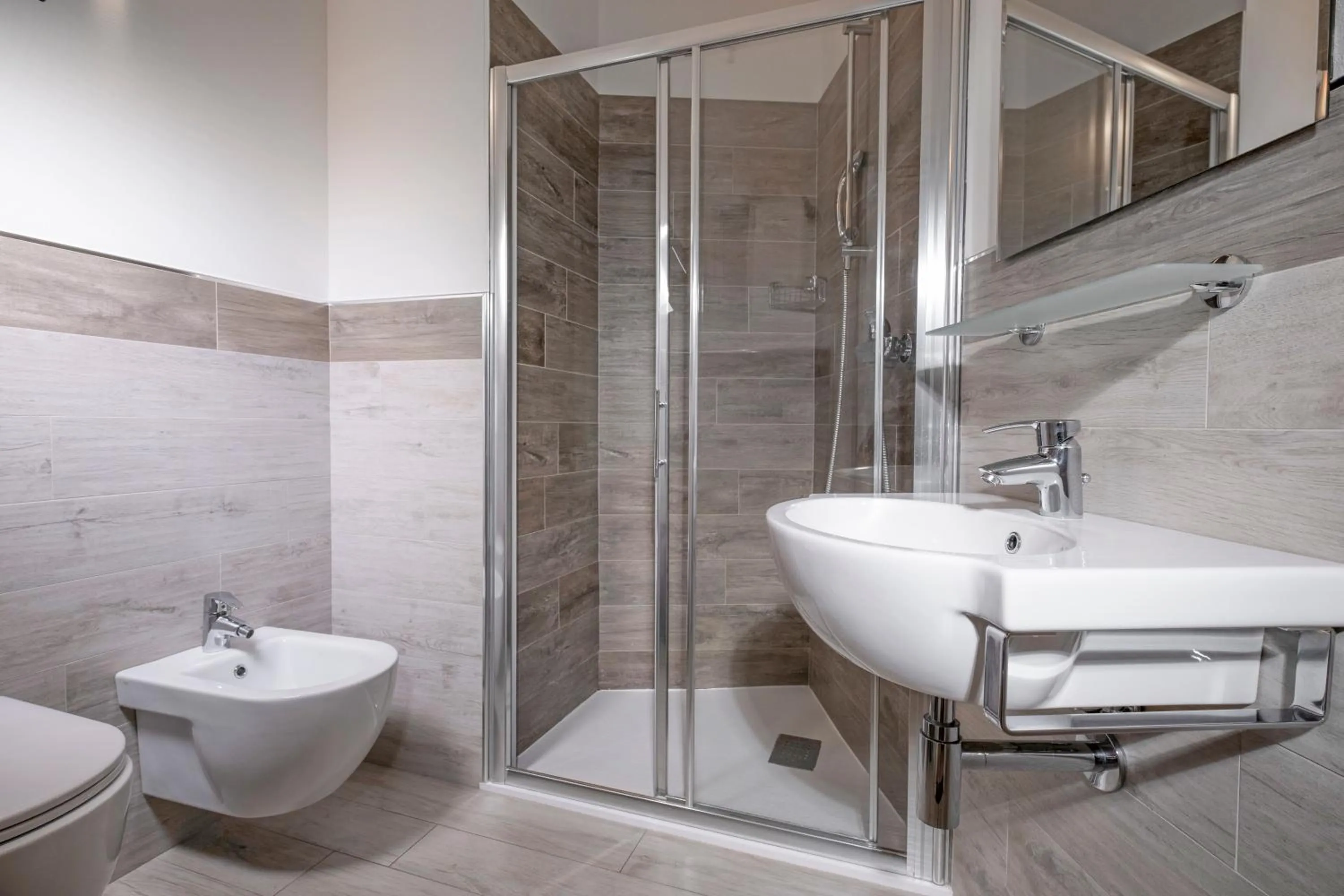 Shower in Hotel Firenze 3 Stelle Superior