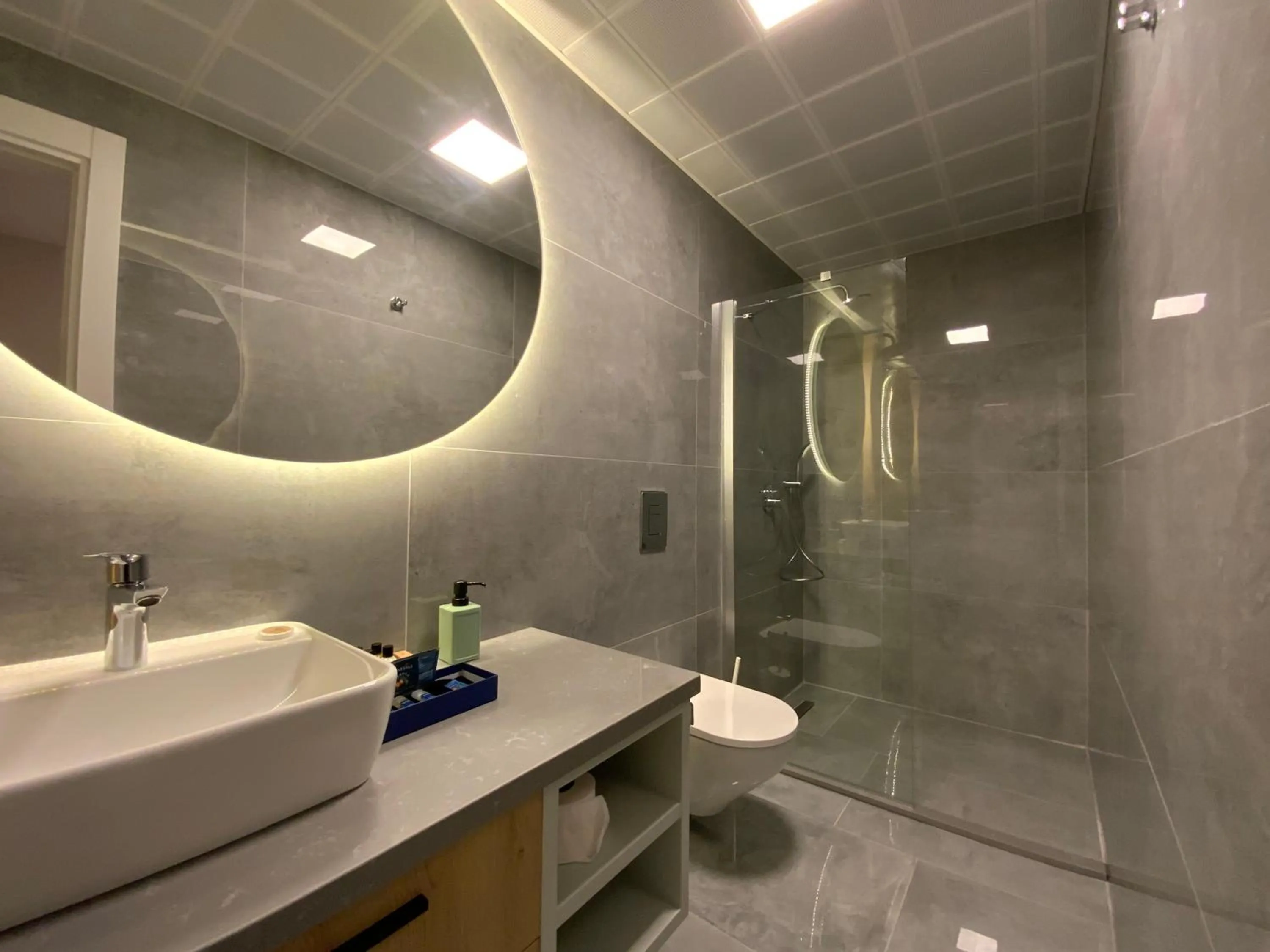 Bathroom in KADAGAN SUİTES AYASARANDA