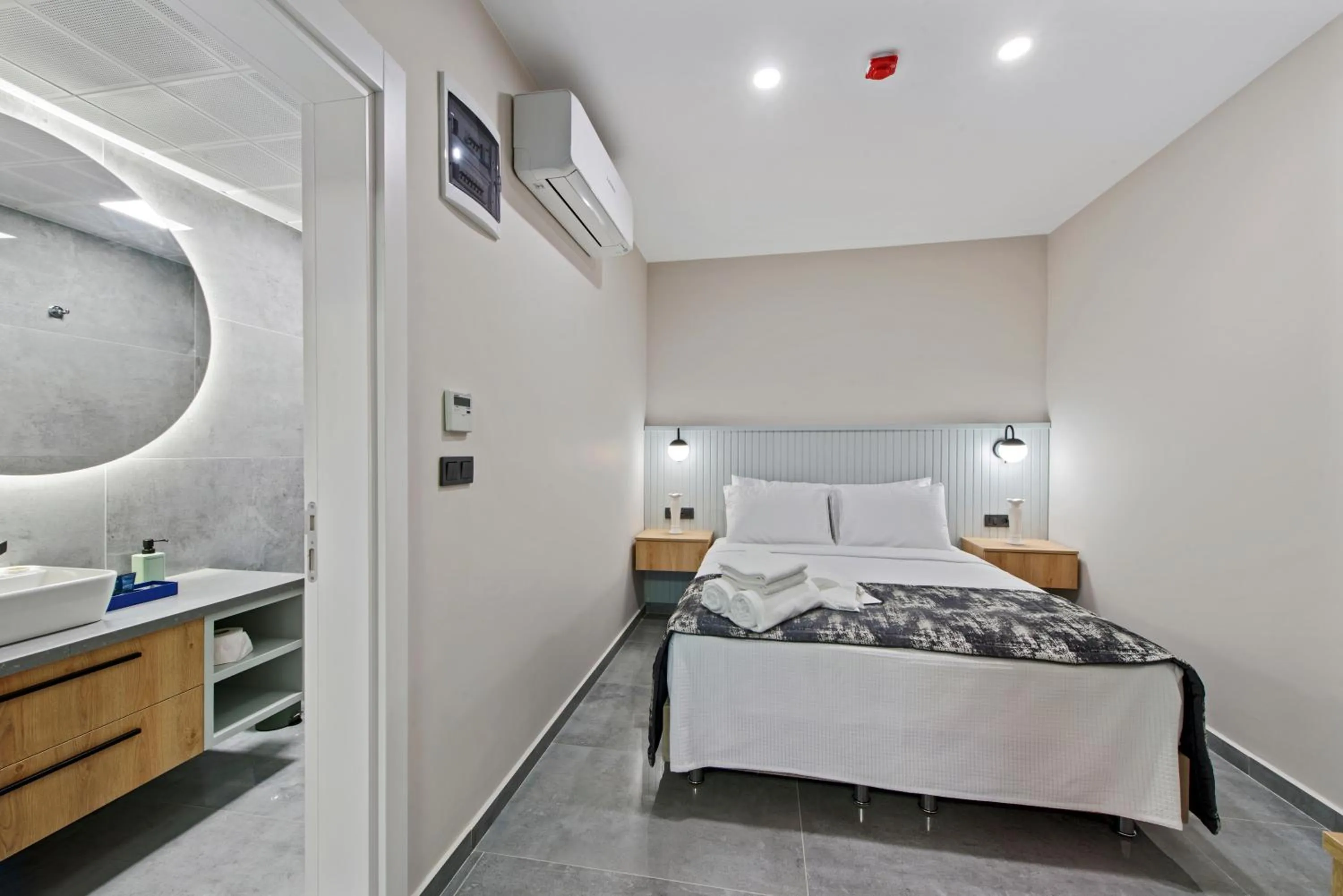 Bedroom, Bed in KADAGAN SUİTES AYASARANDA