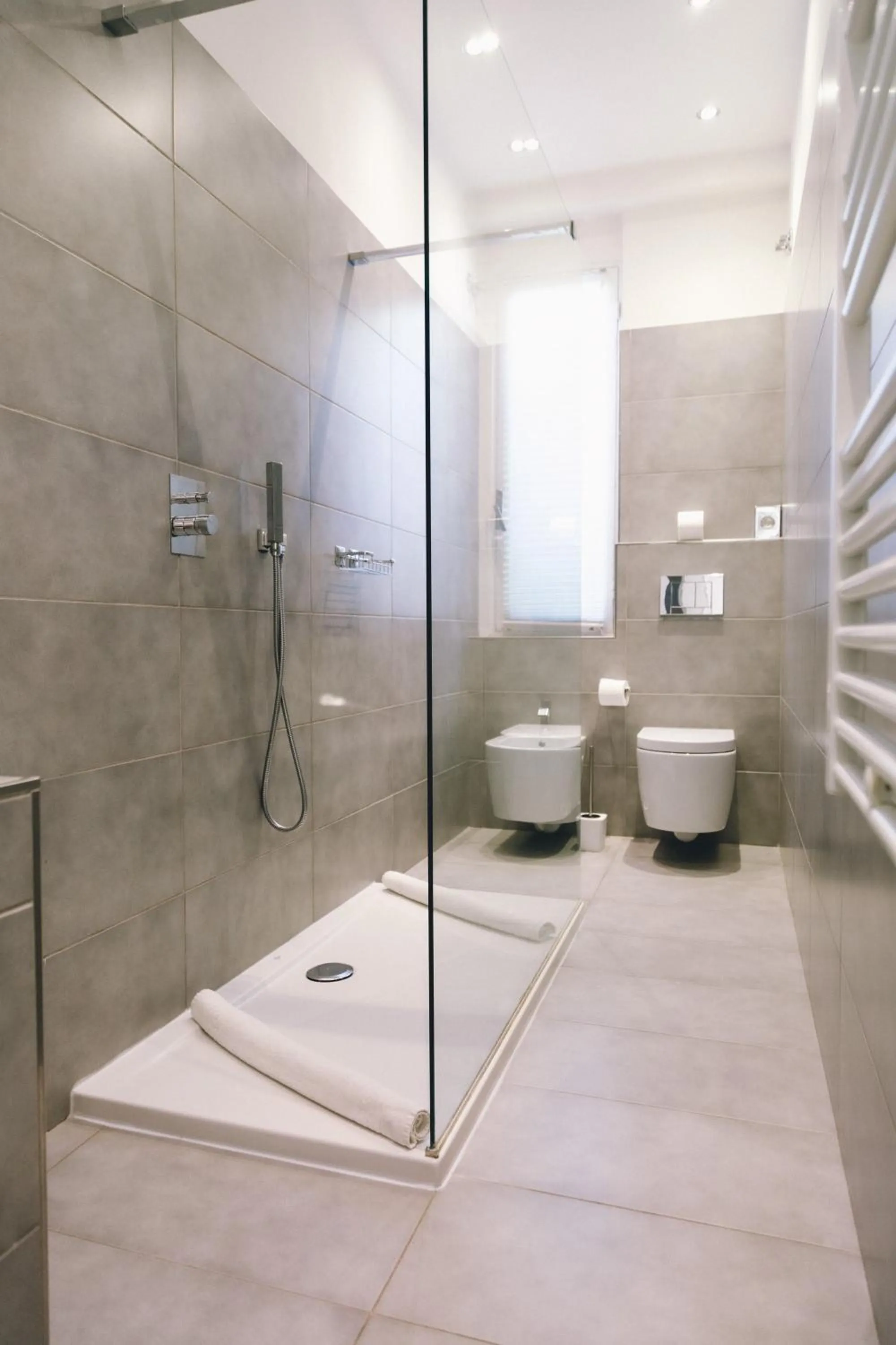 Bathroom in Eveline Portosole Hotel