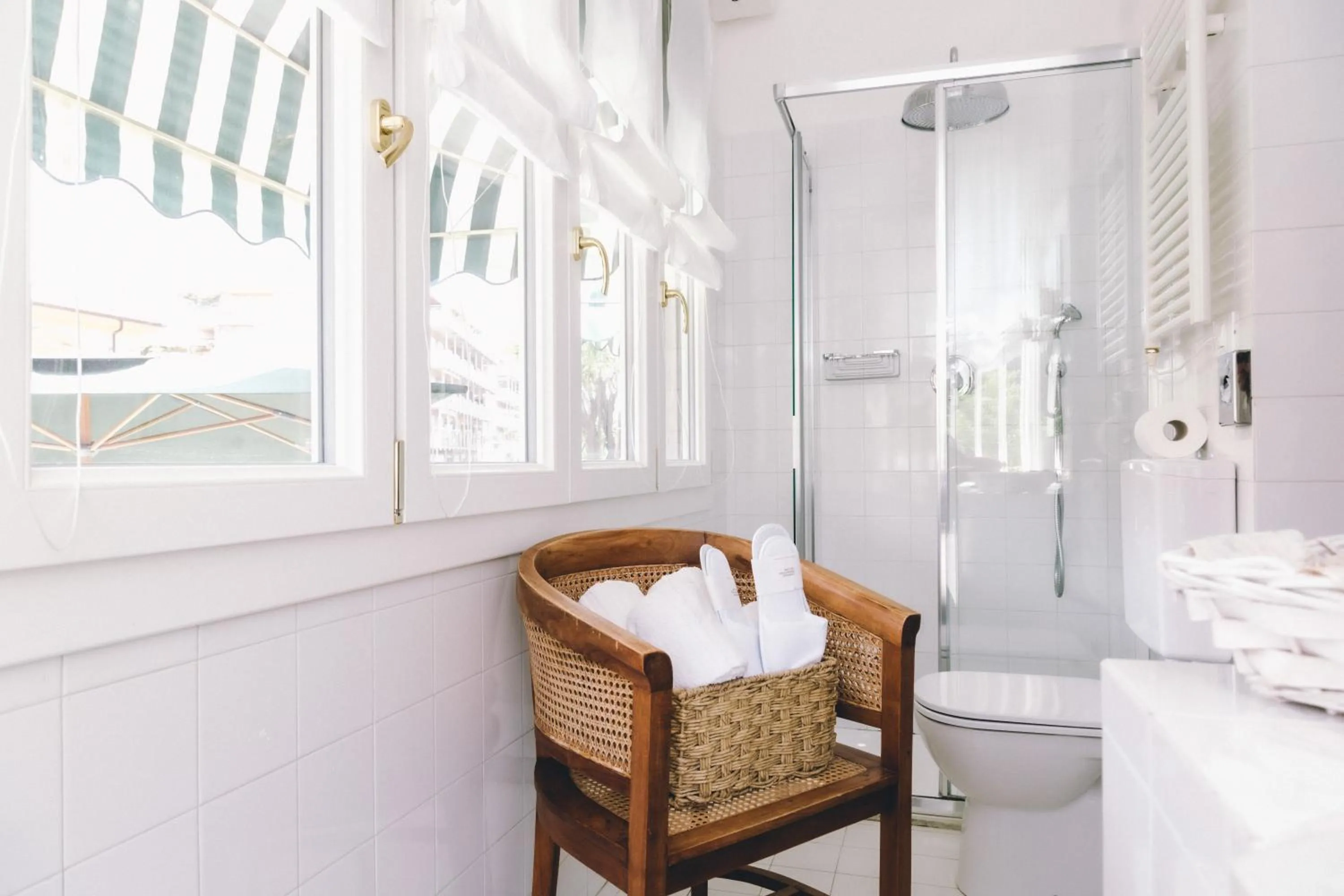 Bathroom in Eveline Portosole Hotel