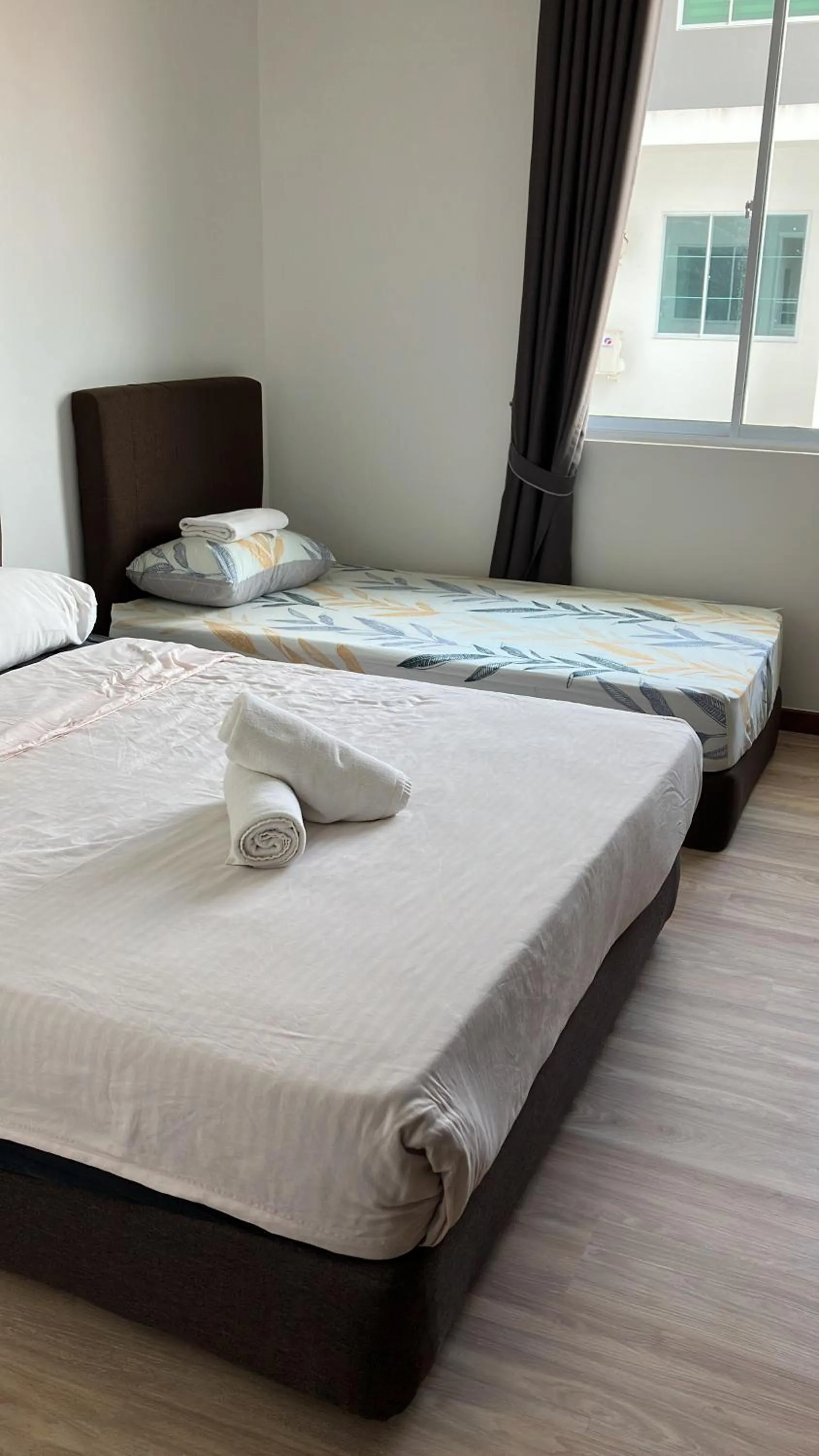 Bedroom, Bed in Serene Heights by Evernent