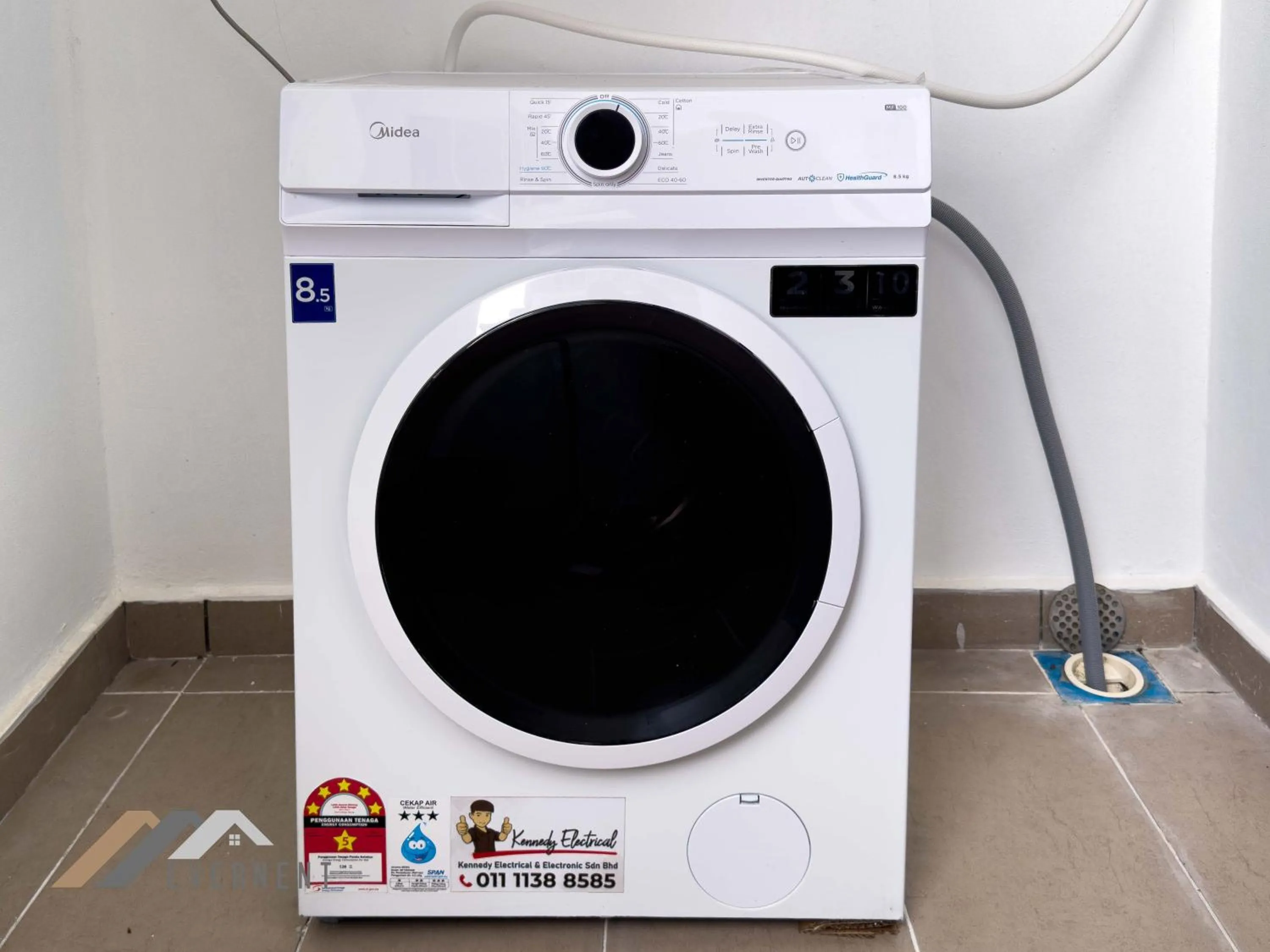 washing machine in Serene Heights by Evernent