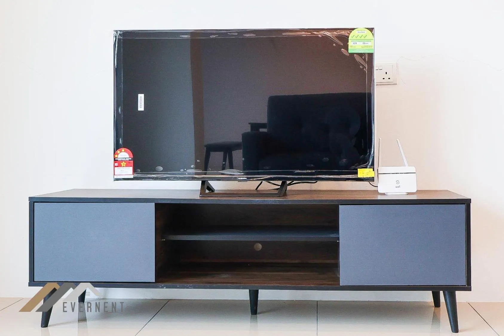 TV and multimedia in Serene Heights by Evernent