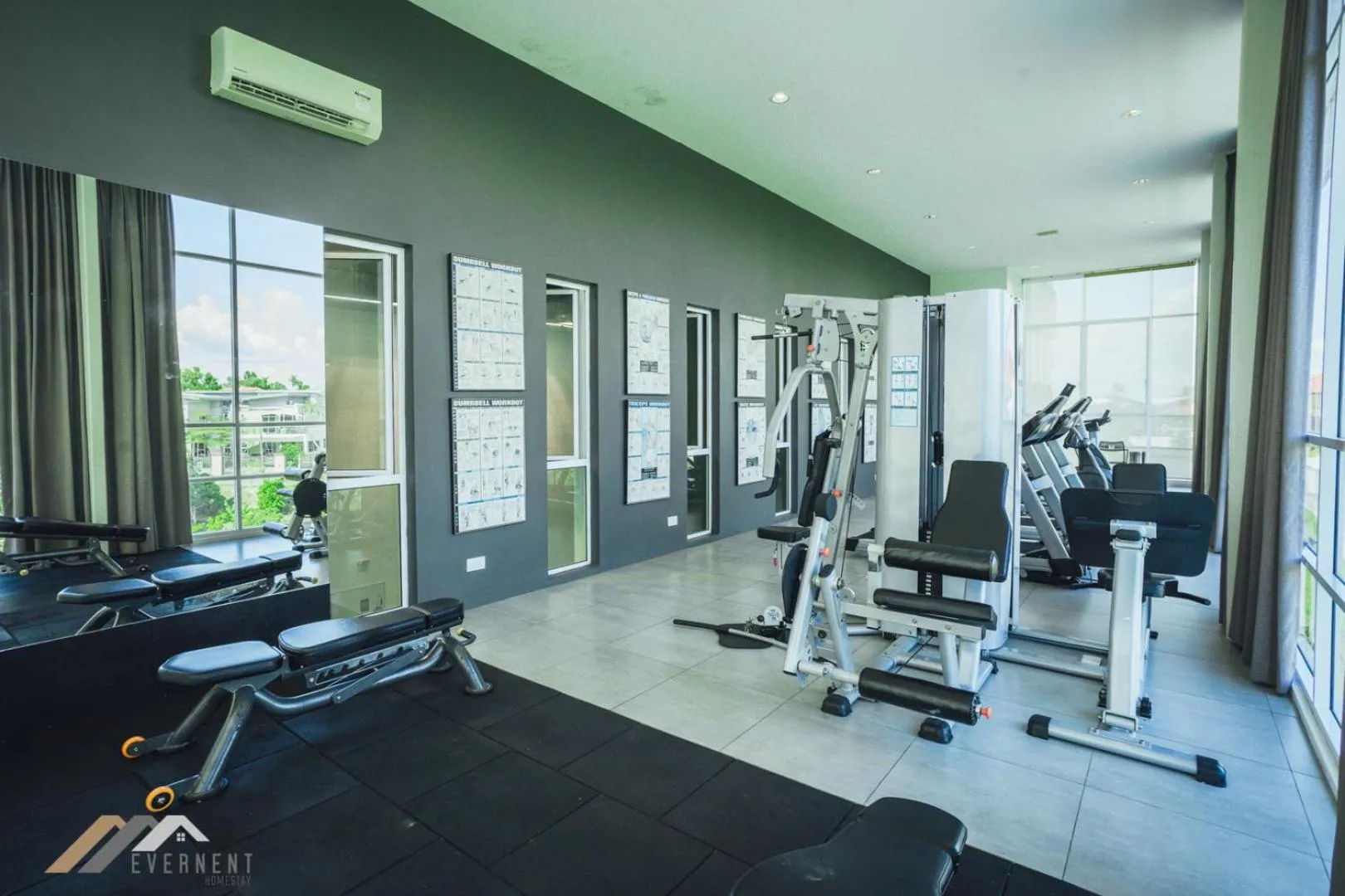 Fitness centre/facilities in Serene Heights by Evernent