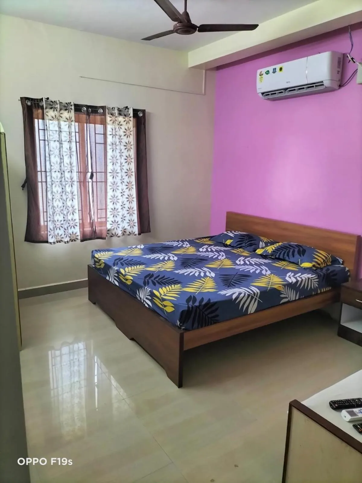 Bed in HOTEL ROYAL PARADISE