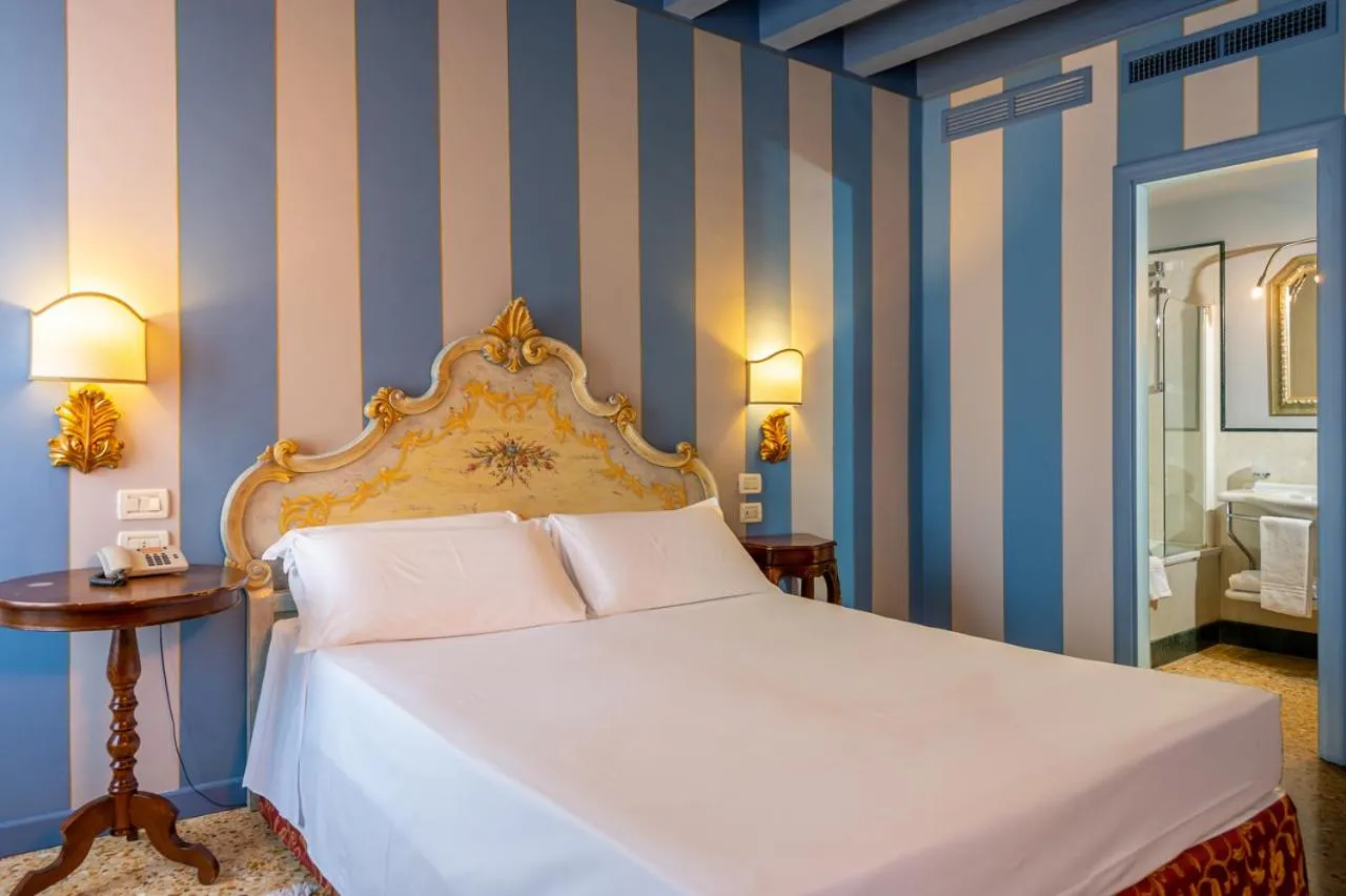 Bed in Hotel Tiziano