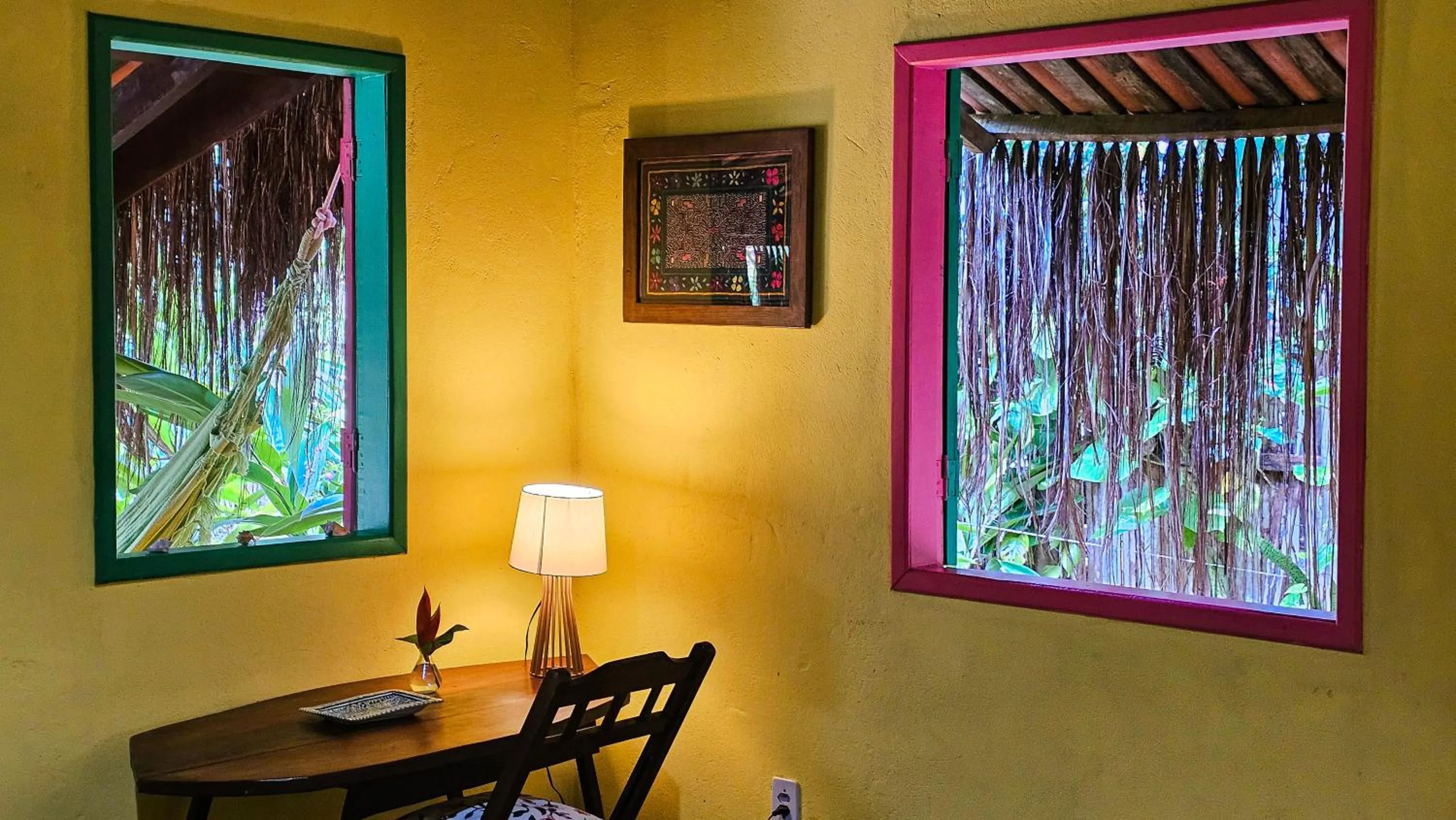 Decorative detail in Pousada Canoa Nativa