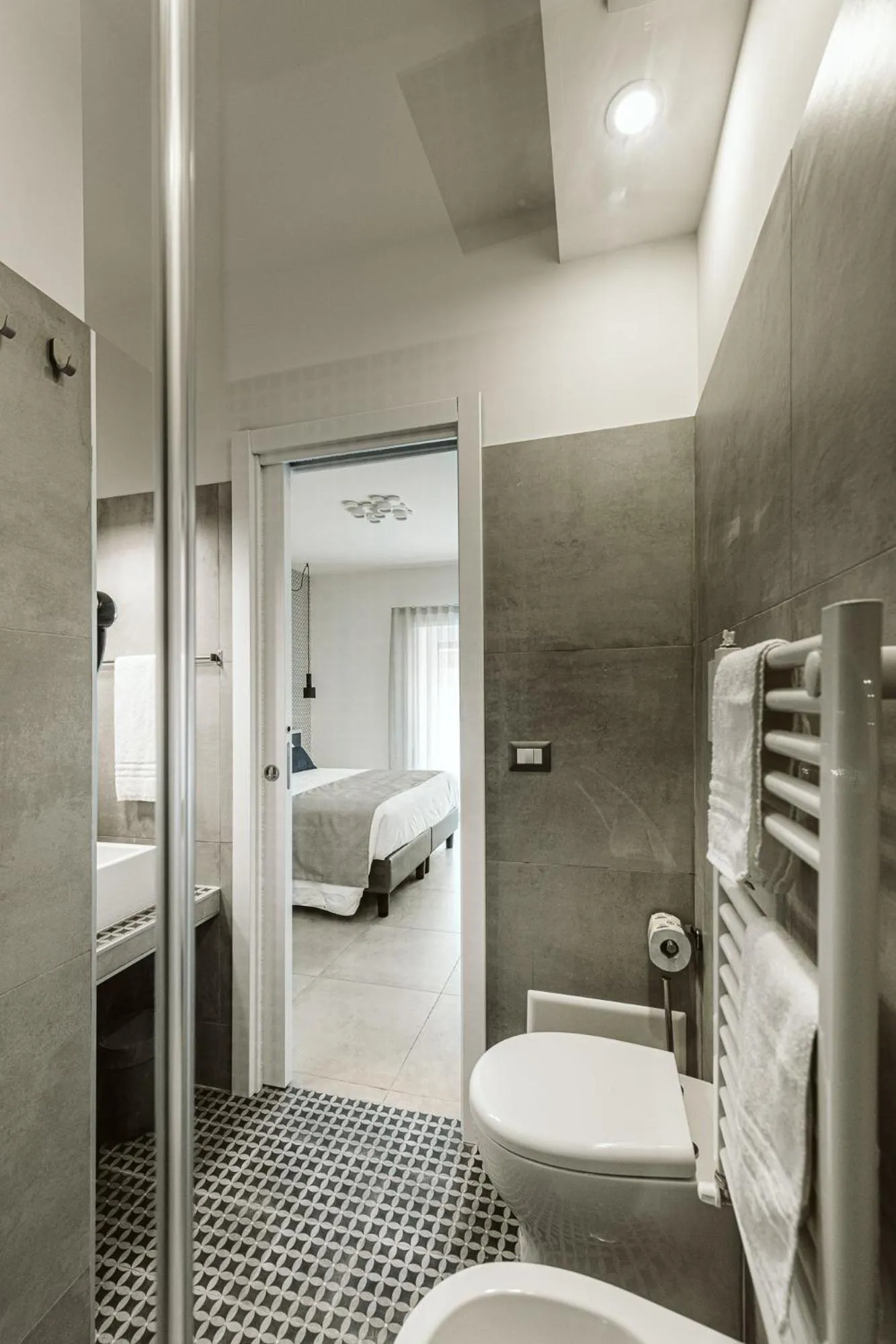 Toilet, Bed in B&B LUMAS