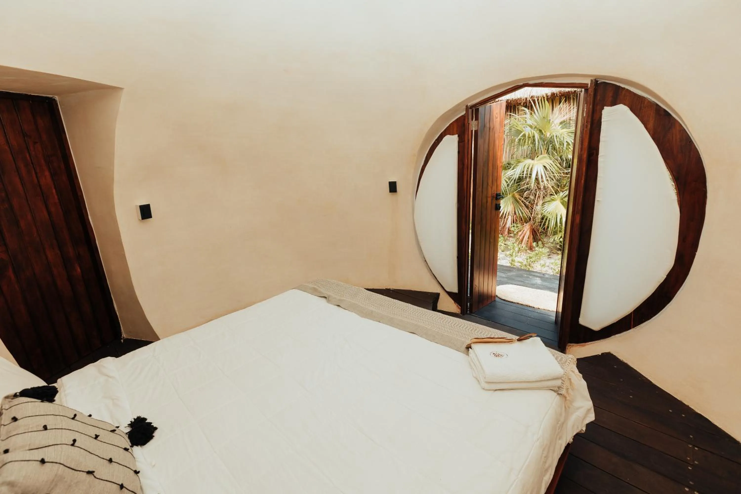 Bed in Casa Ku Hotel - Adults Only