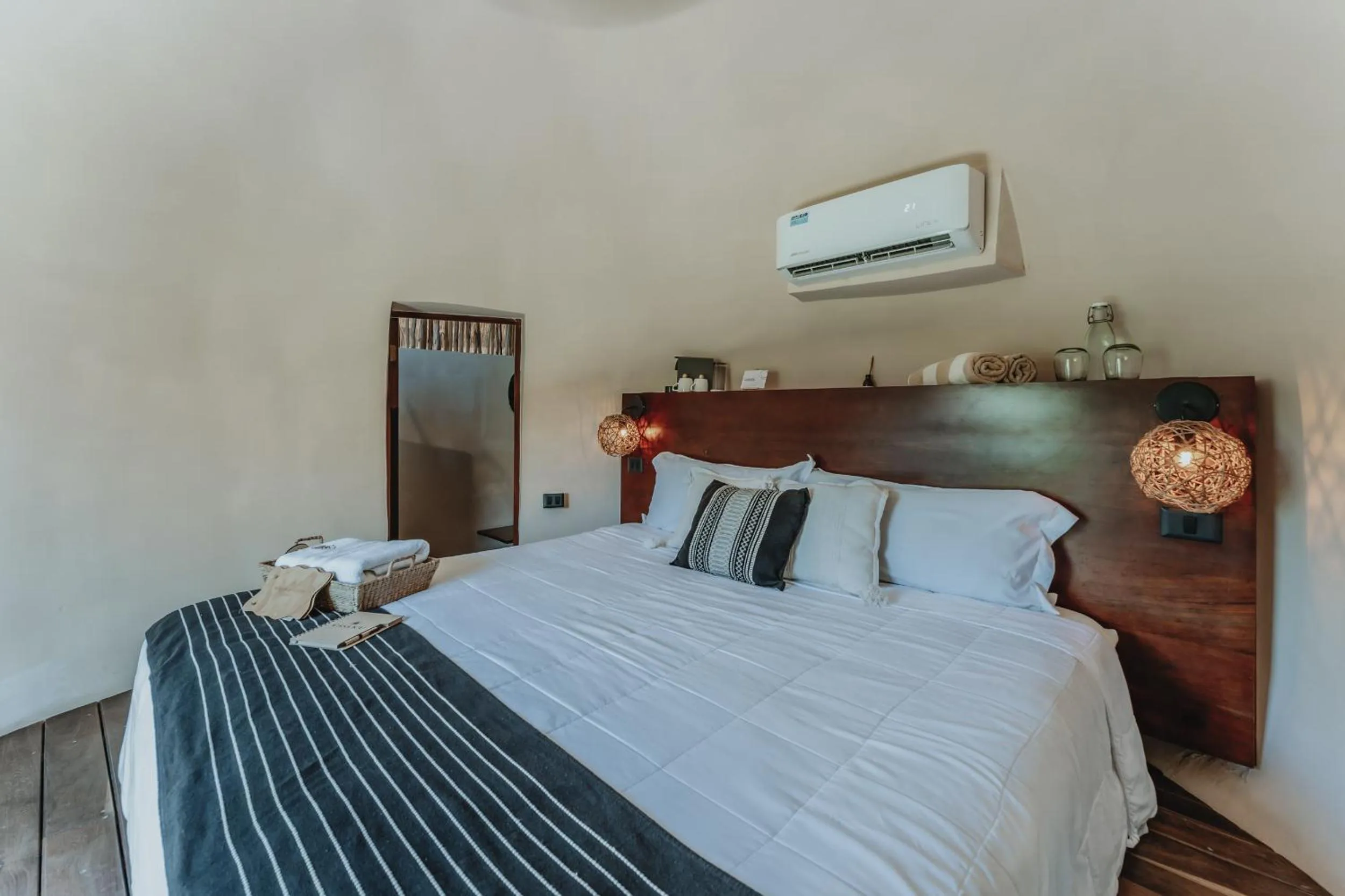 Bed in Casa Ku Hotel - Adults Only