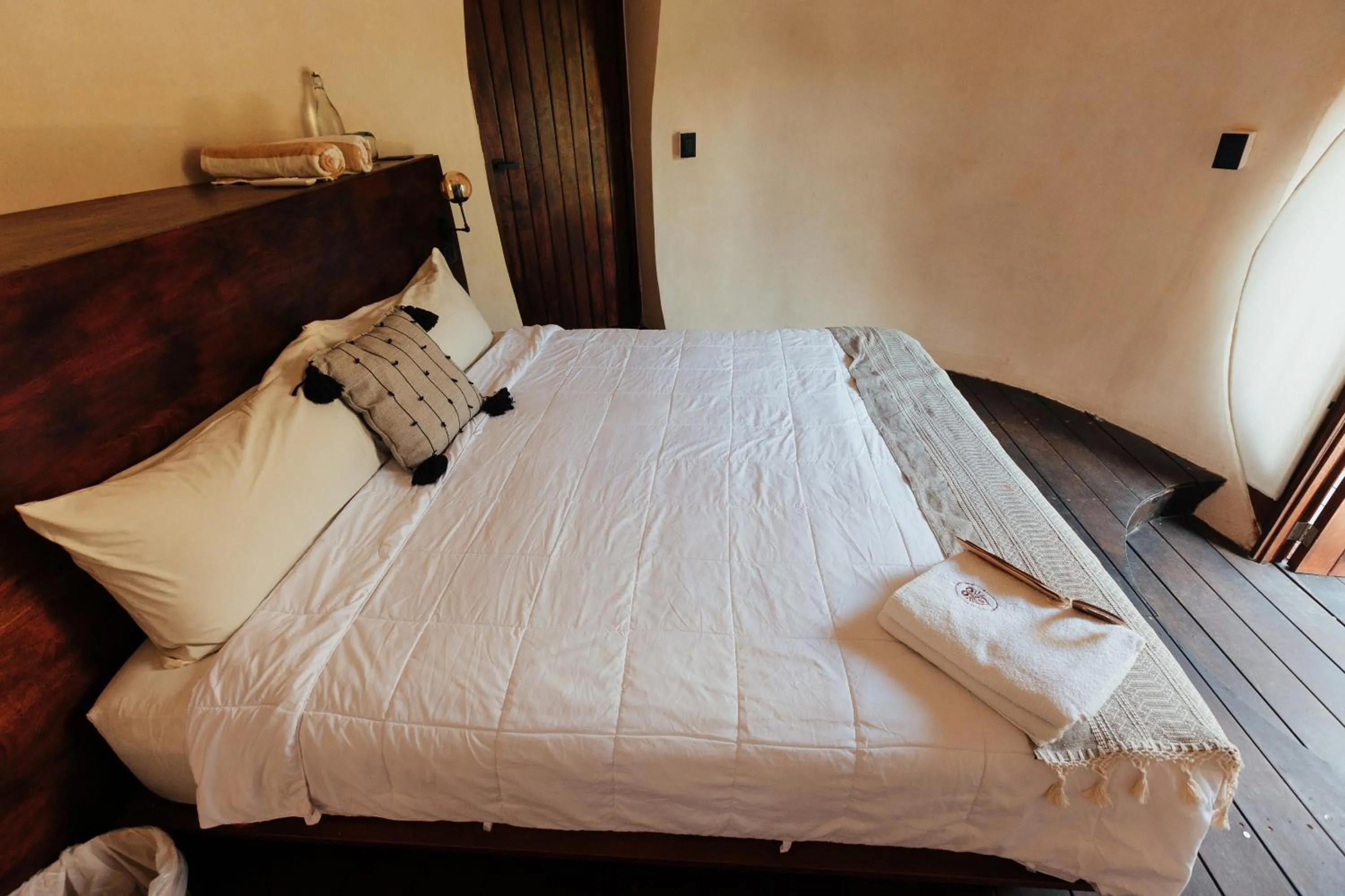 Bed in Casa Ku Hotel - Adults Only