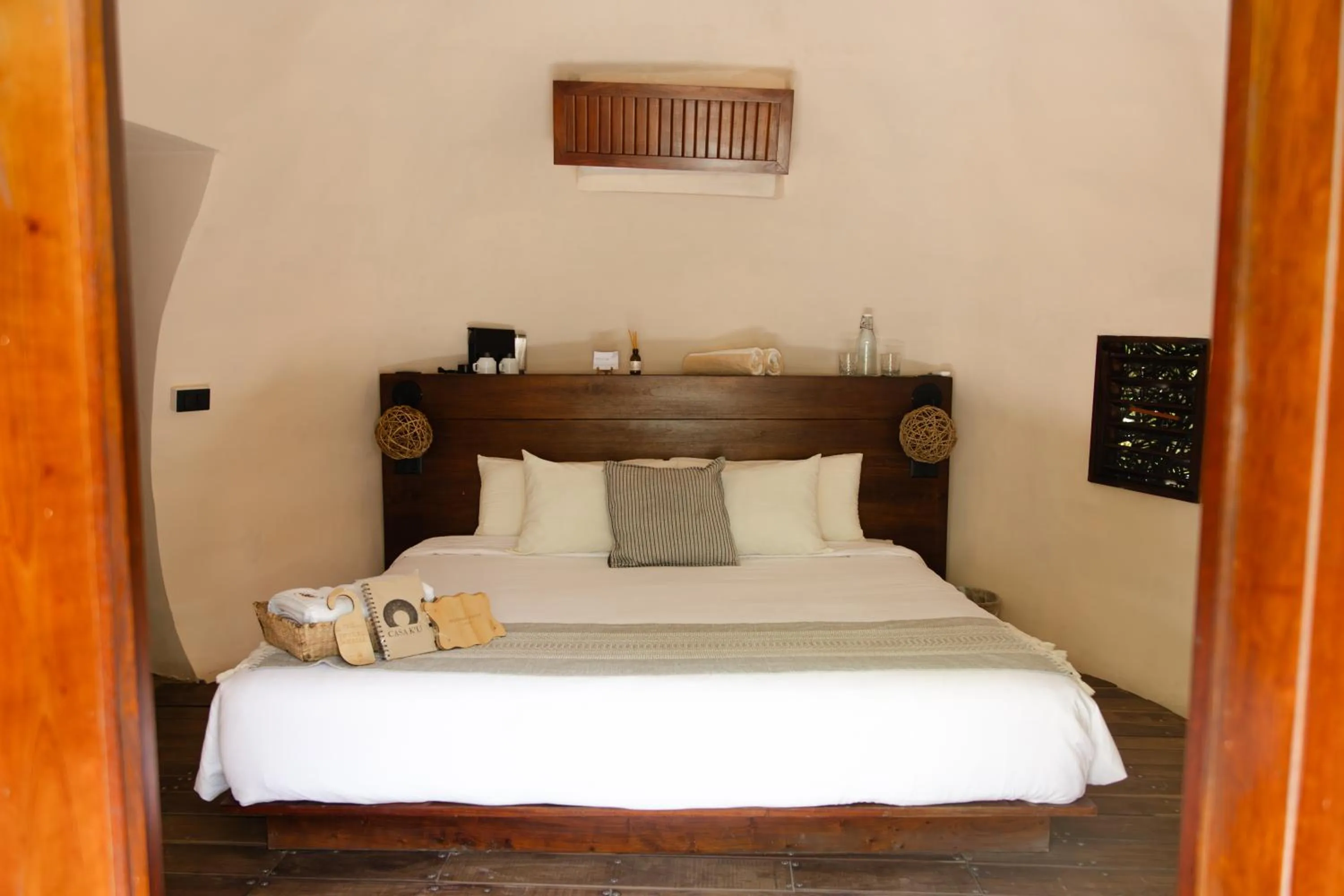 Bed in Casa Ku Hotel - Adults Only