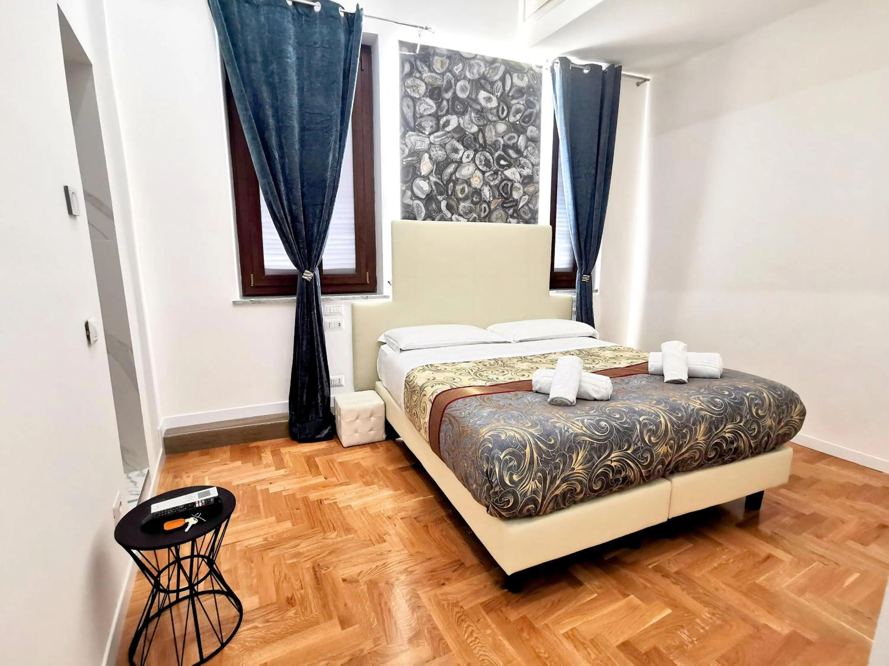 Bedroom, Bed in Navona Central Relais