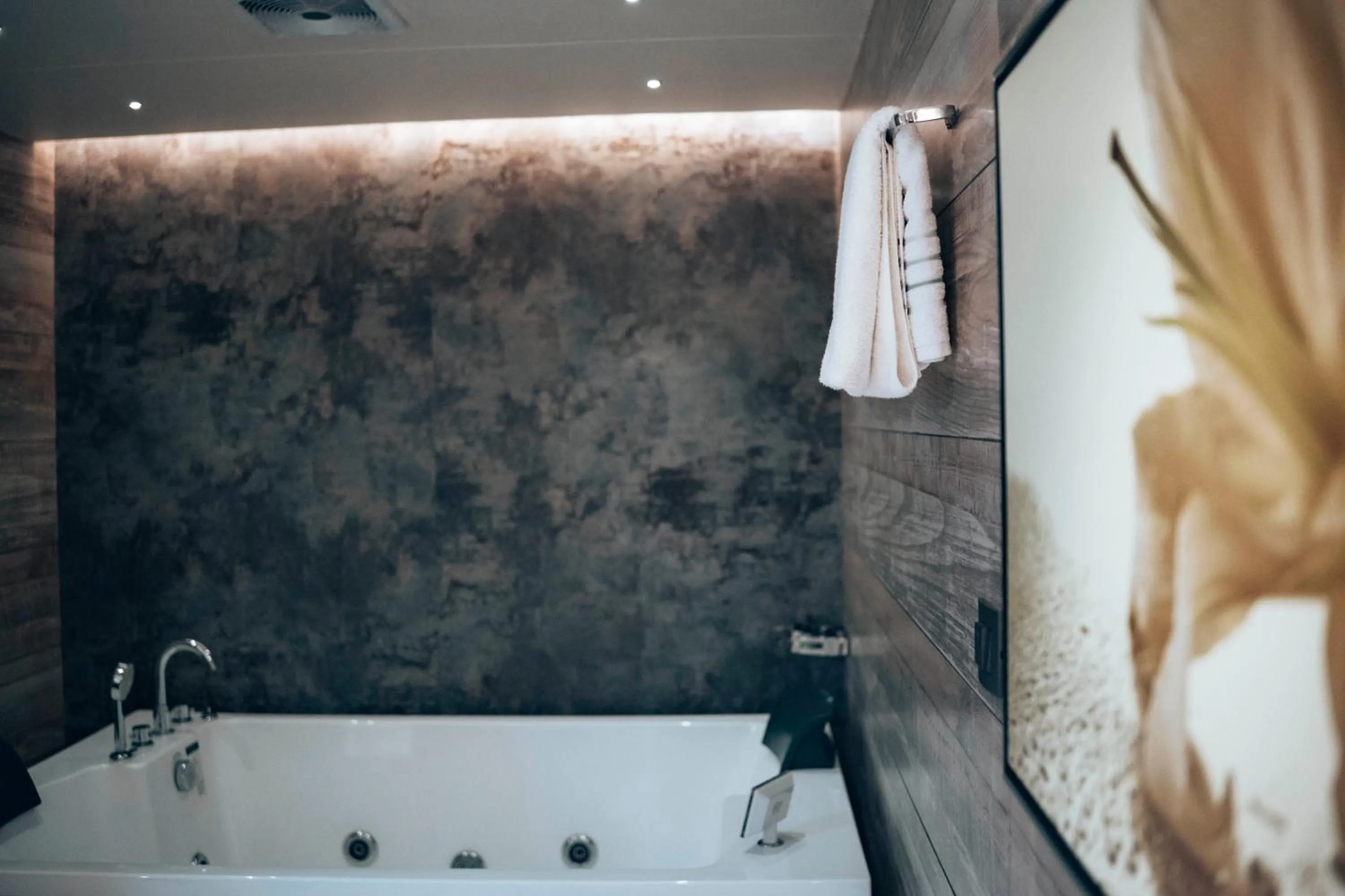 Bath in Retrieve Health & Wellness