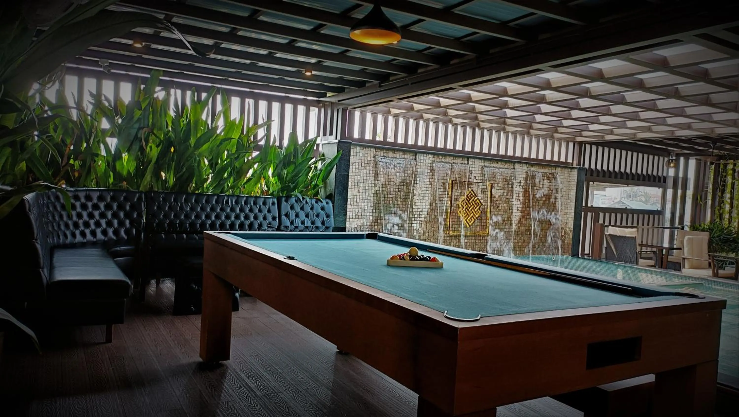 Restaurant/places to eat in Retrieve Health & Wellness