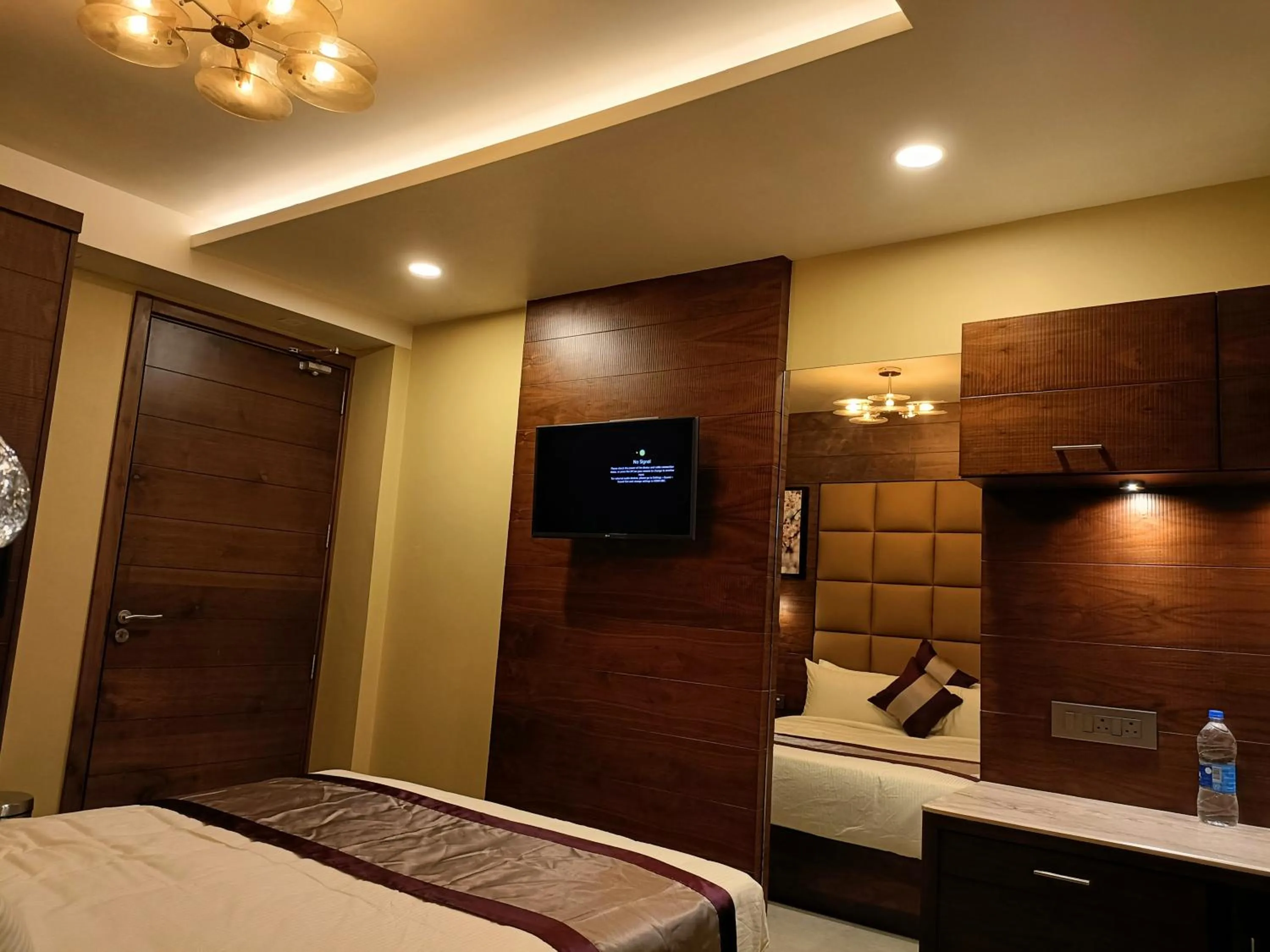 TV and multimedia, Bed in Retrieve Health & Wellness