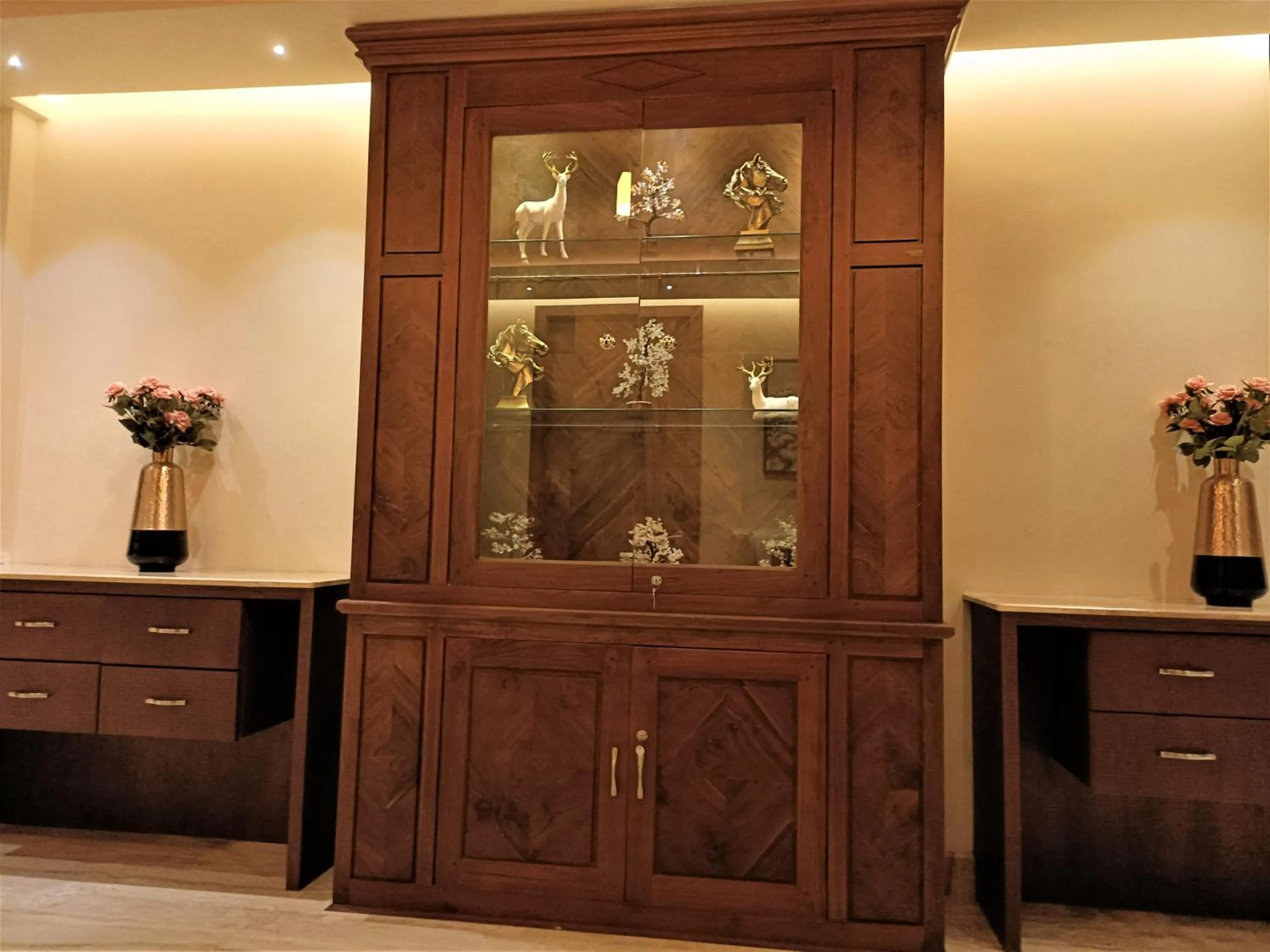 Lobby or reception in Retrieve Health & Wellness