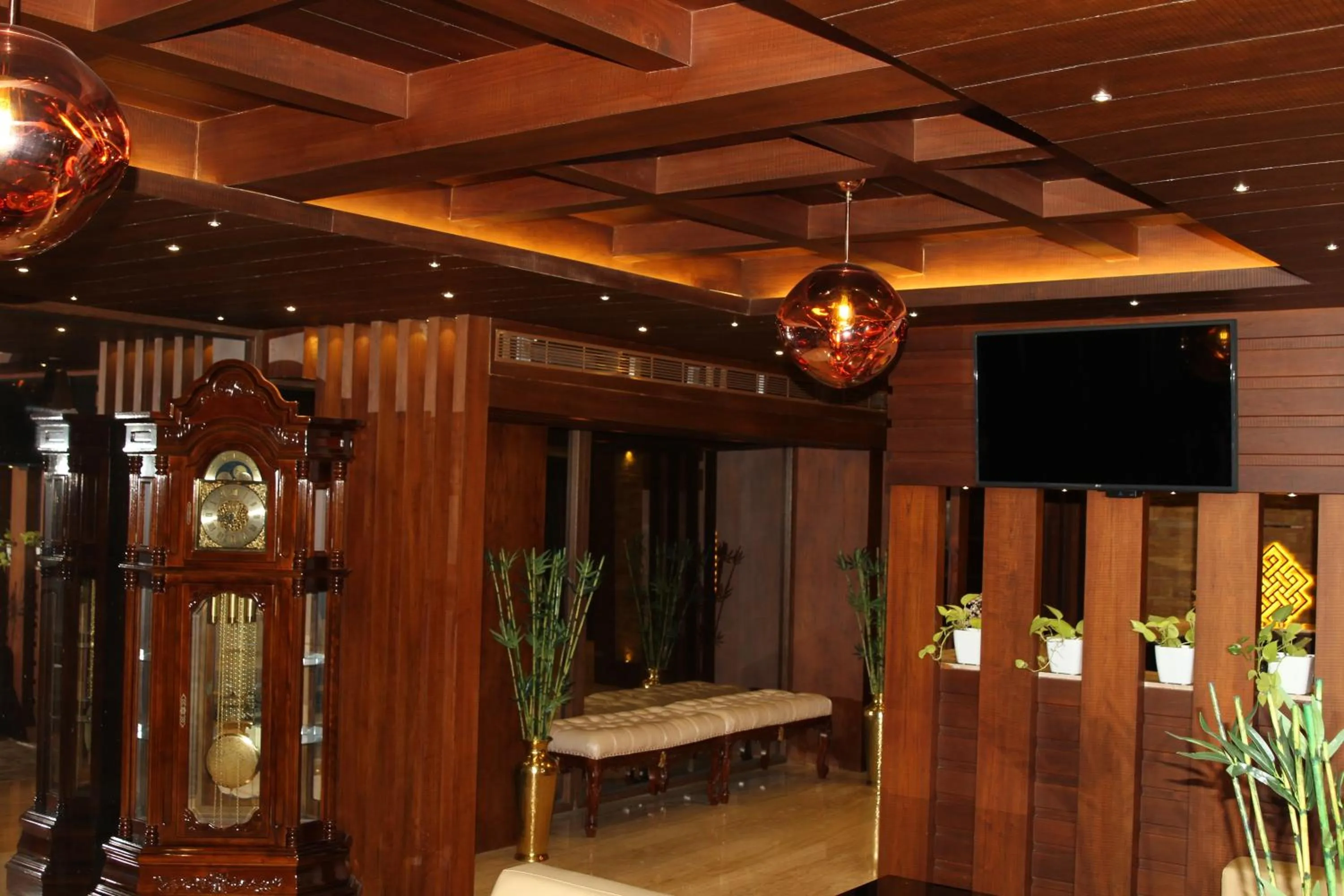 Lobby or reception in Retrieve Health & Wellness