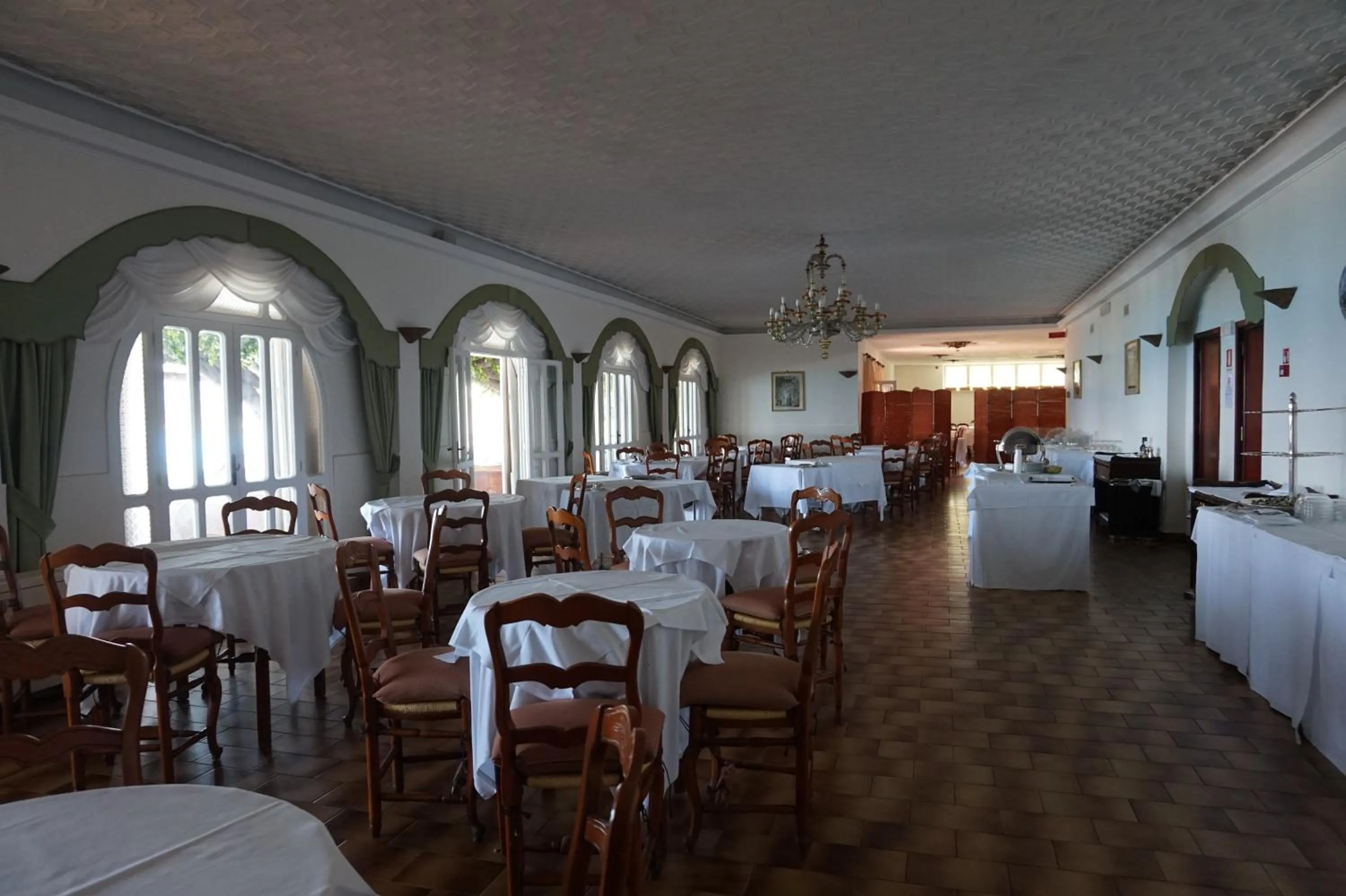 Restaurant/places to eat in Hotel Lido Mediterranee