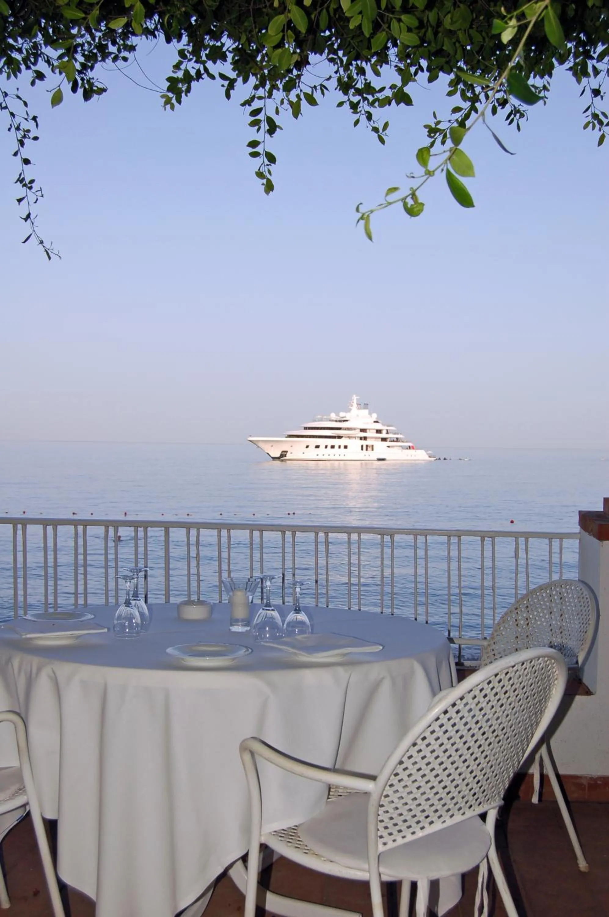 Restaurant/places to eat in Hotel Lido Mediterranee