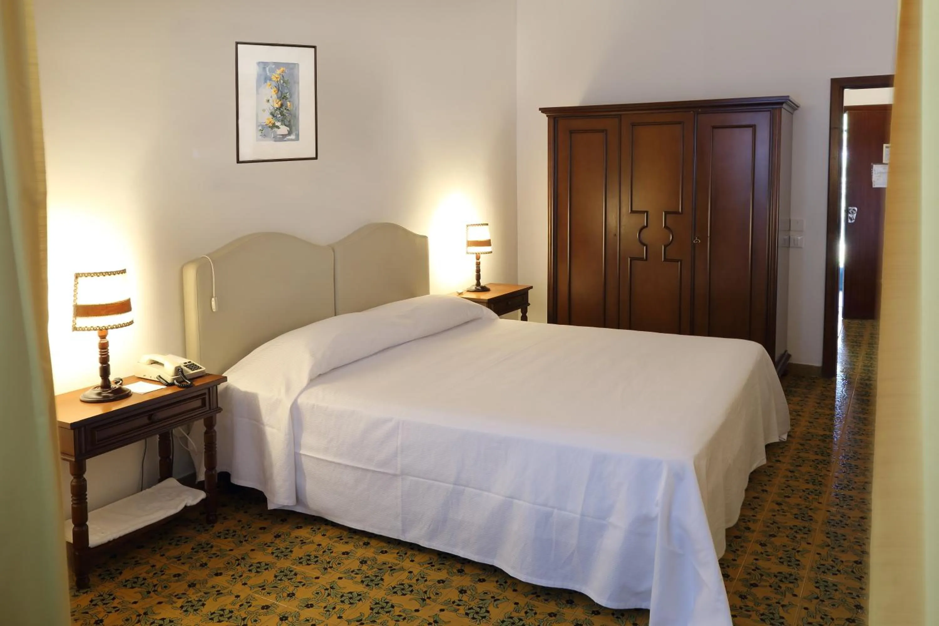 Bedroom, Bed in Hotel Lido Mediterranee