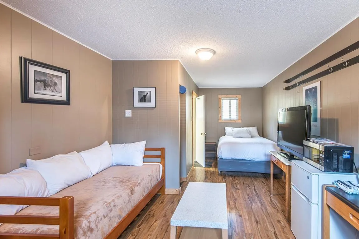 Bed in Lone Star Motel