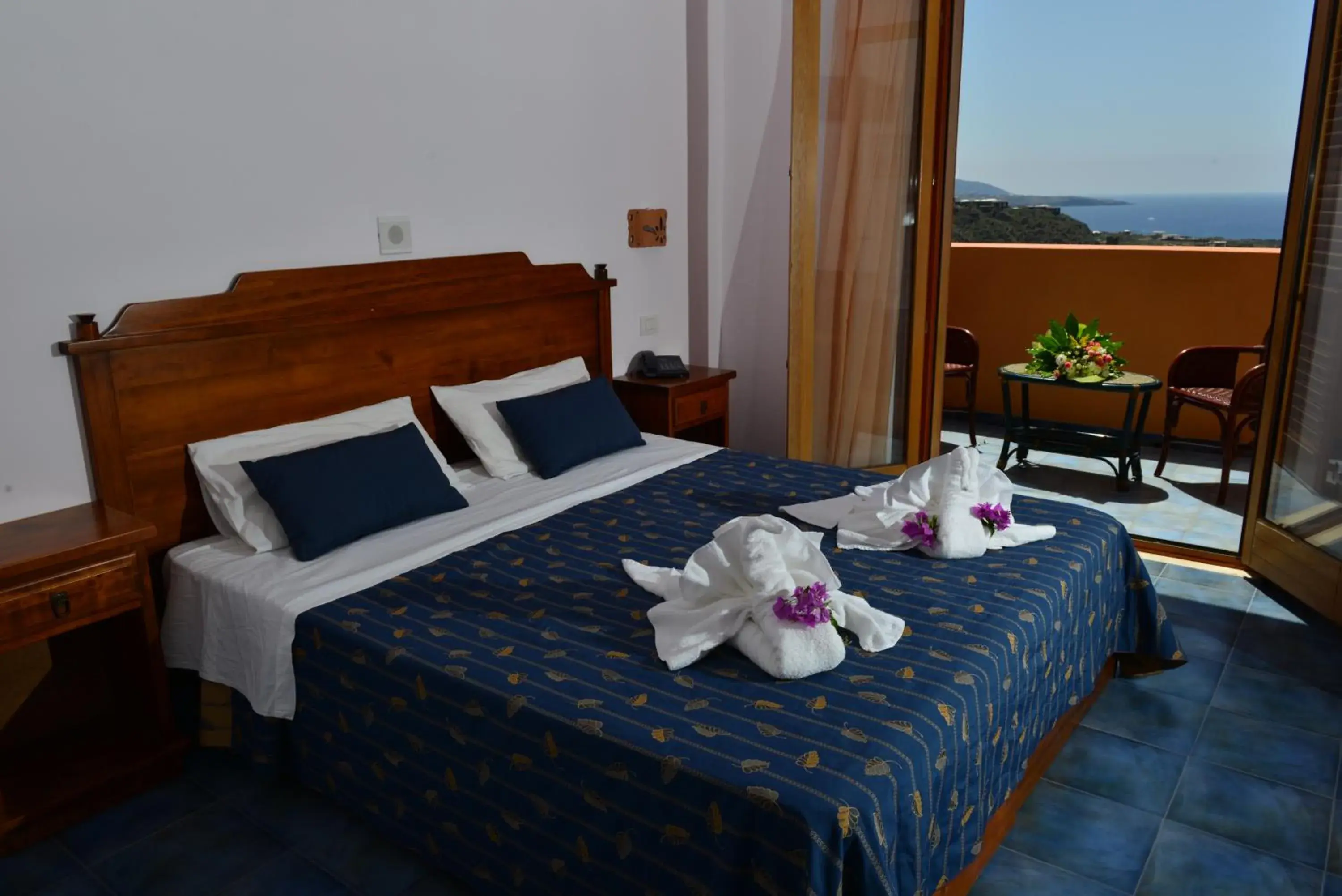 Double Room with Sea View in Suvaki Resort Double Room with Sea View in Suvaki Resort