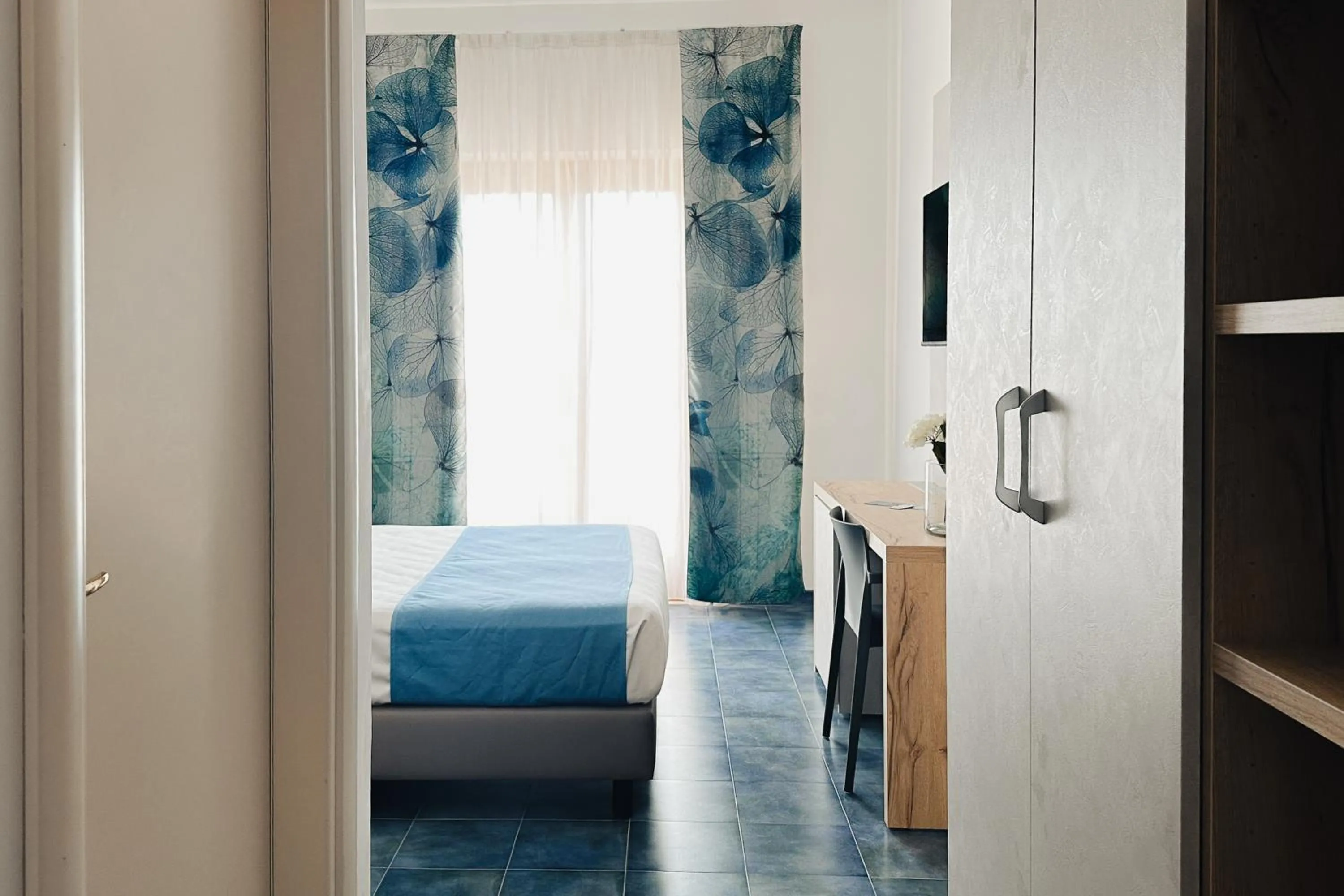 Photo of the whole room, Bed in Pantelleria Resort