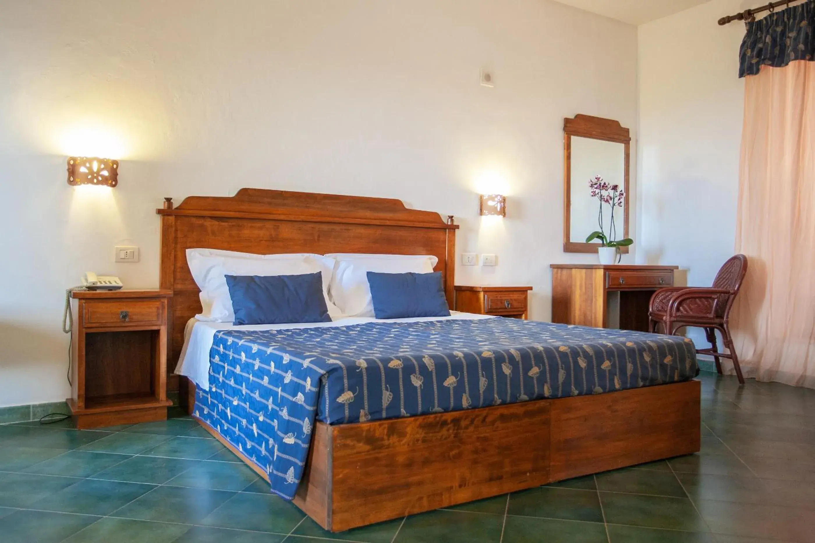 Standard Triple Room in Suvaki Resort Standard Triple Room in Suvaki Resort