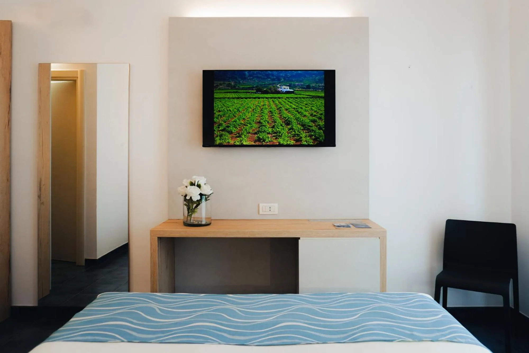 TV and multimedia, Bed in Pantelleria Resort