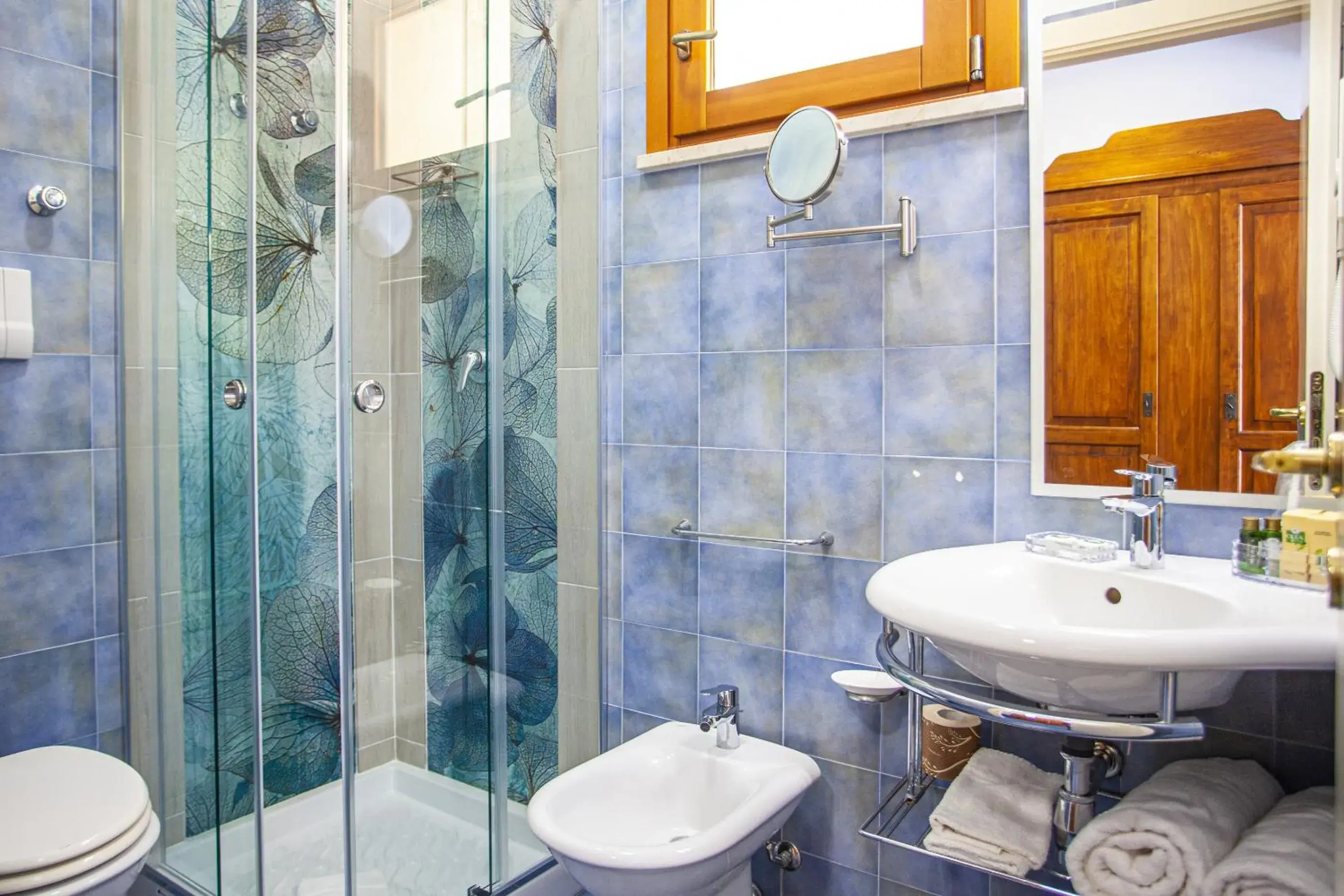 Superior Double Room in Suvaki Resort Superior Double Room in Suvaki Resort