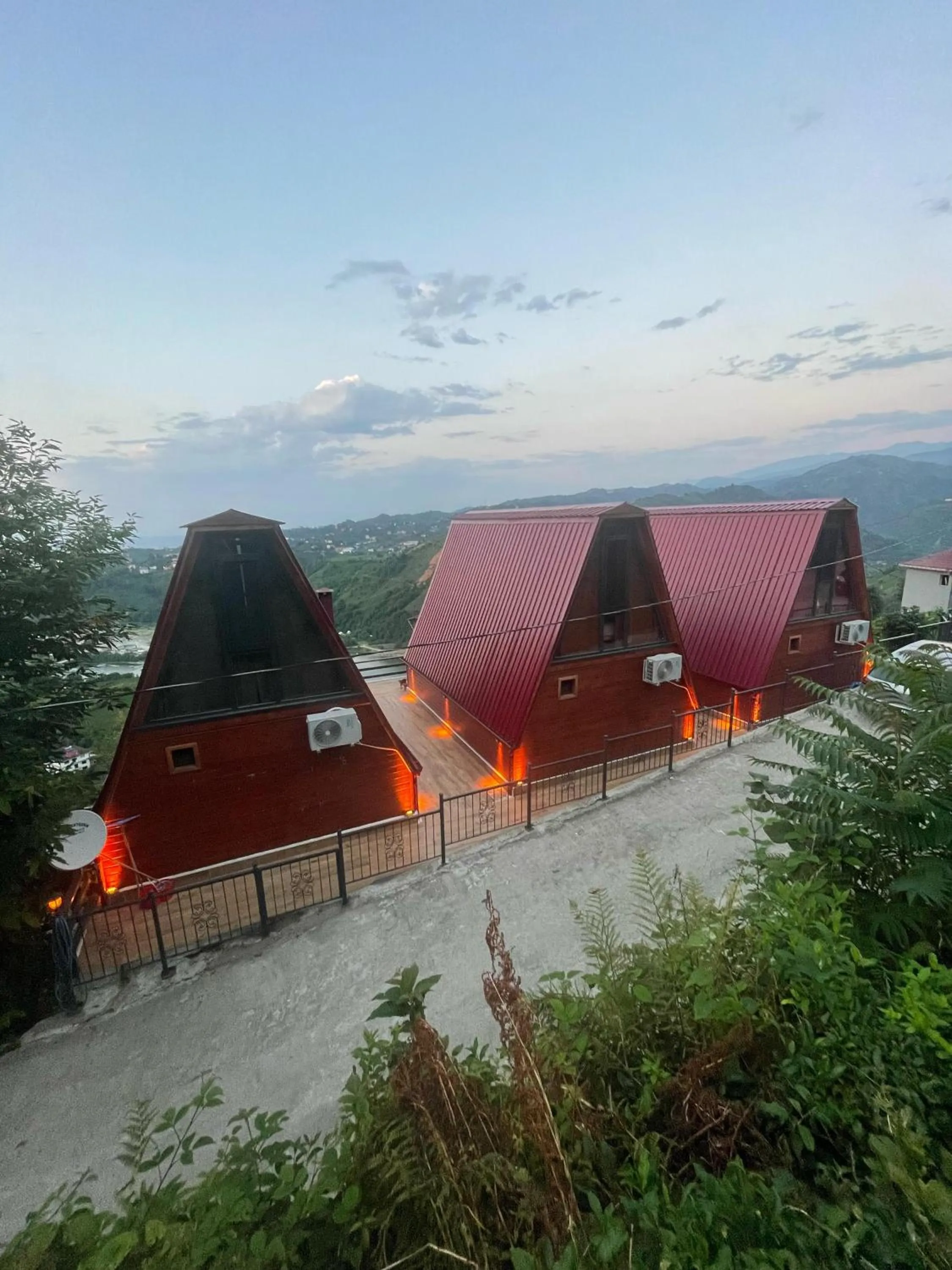 Property building in Dağderebungalow