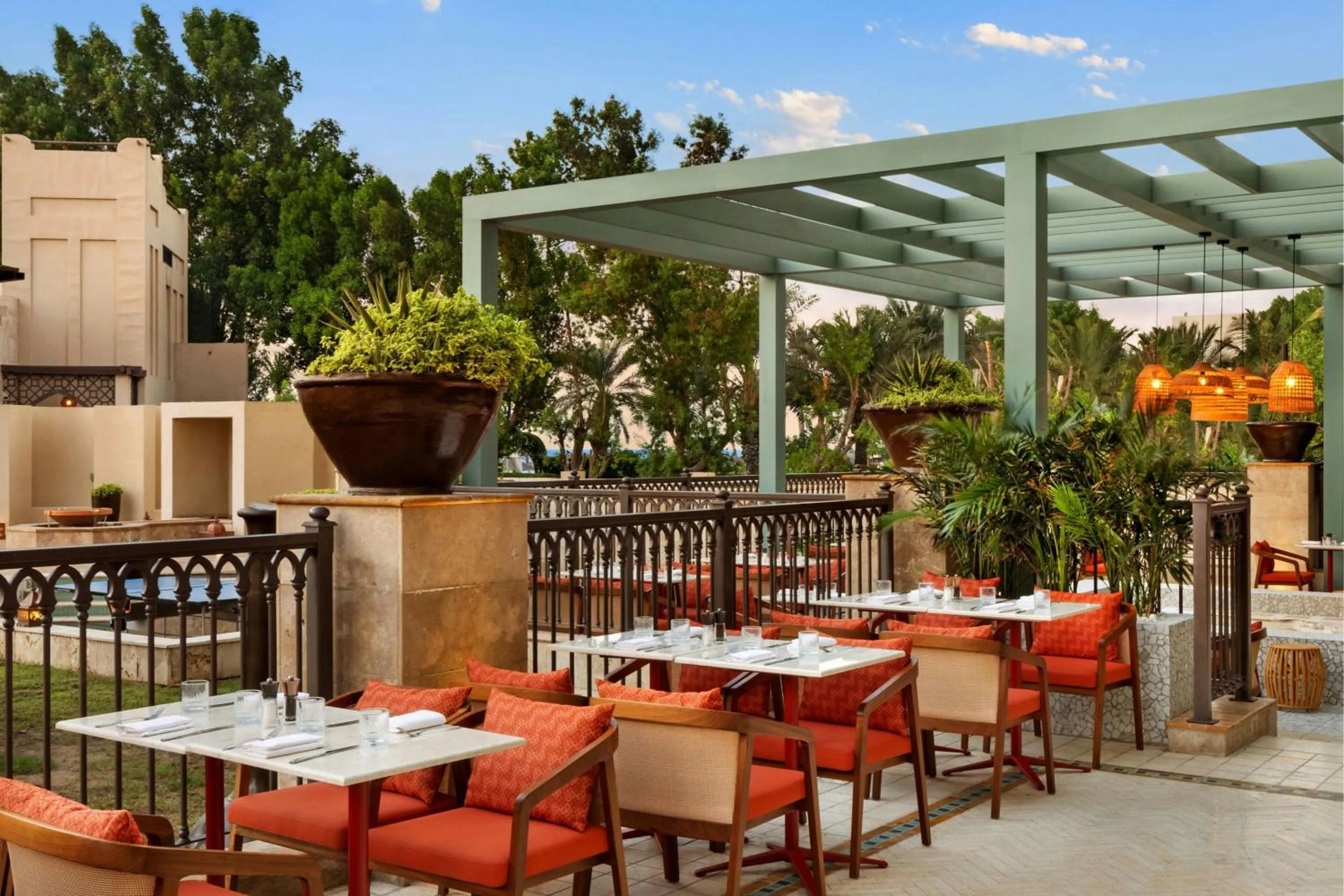 Restaurant/places to eat in Ajman Saray, a Luxury Collection Resort, Ajman