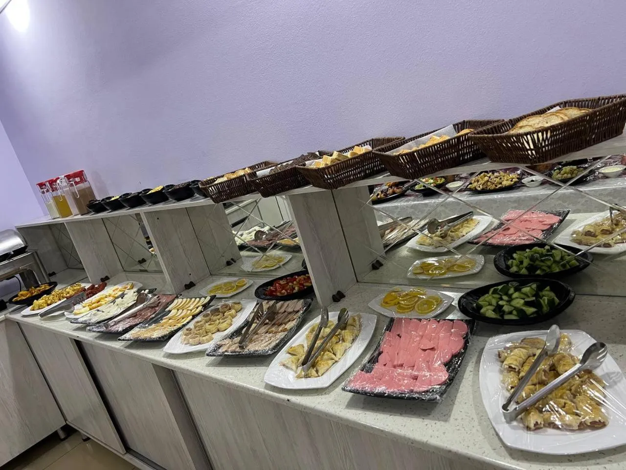 Buffet breakfast in Grand Avenue Hotel