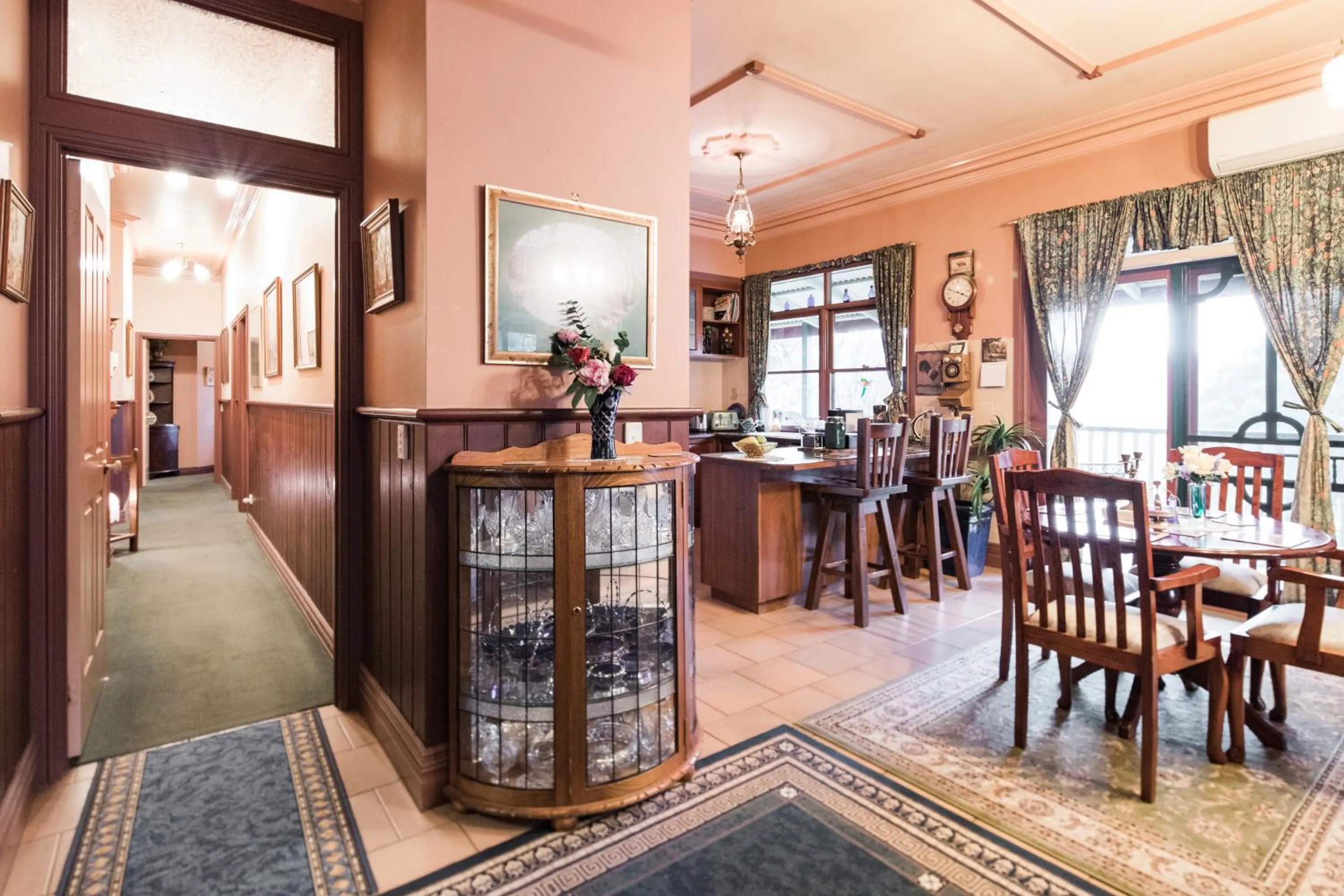 Rustic Refuge Guesthouse