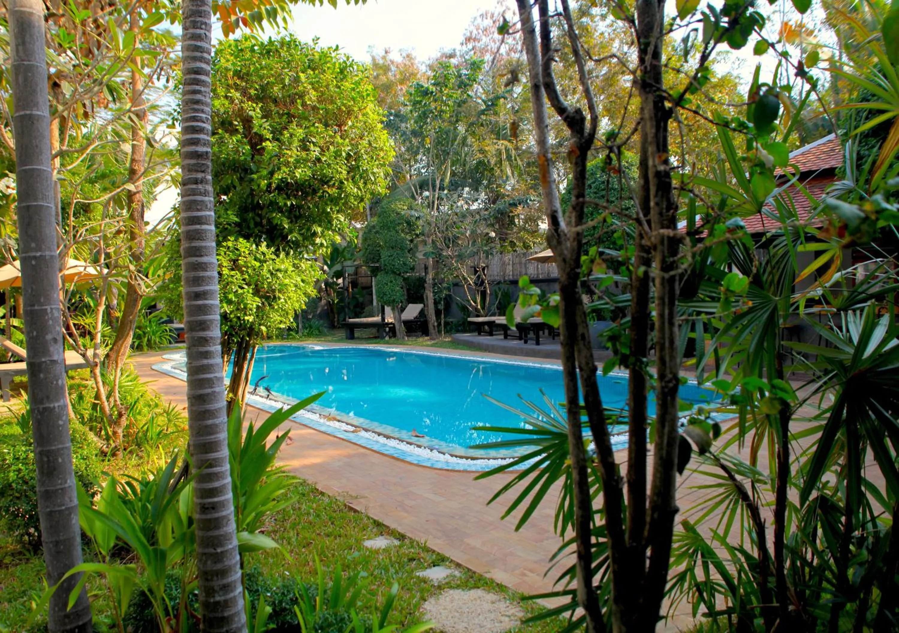 Swimming pool in Prana Hotel