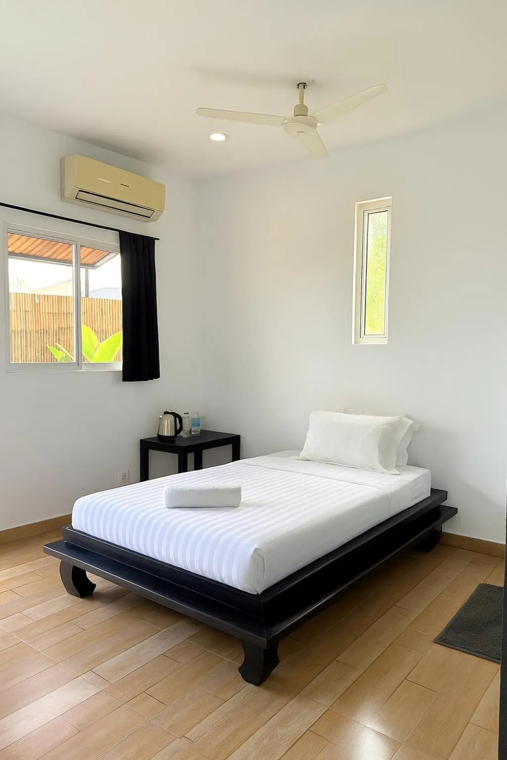 Bedroom, Bed in Prana Hotel