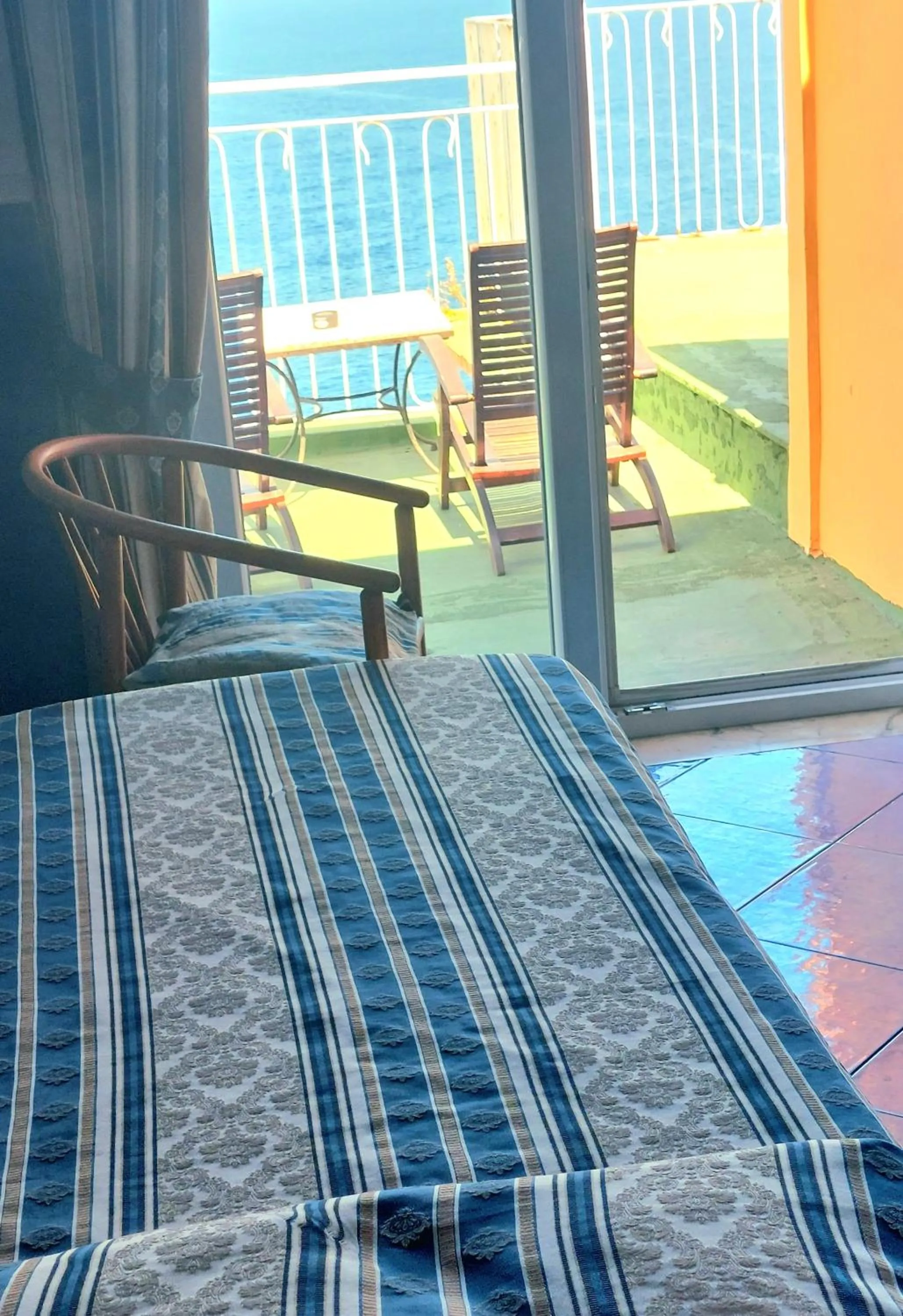 Bed in Hotel Klein Wien