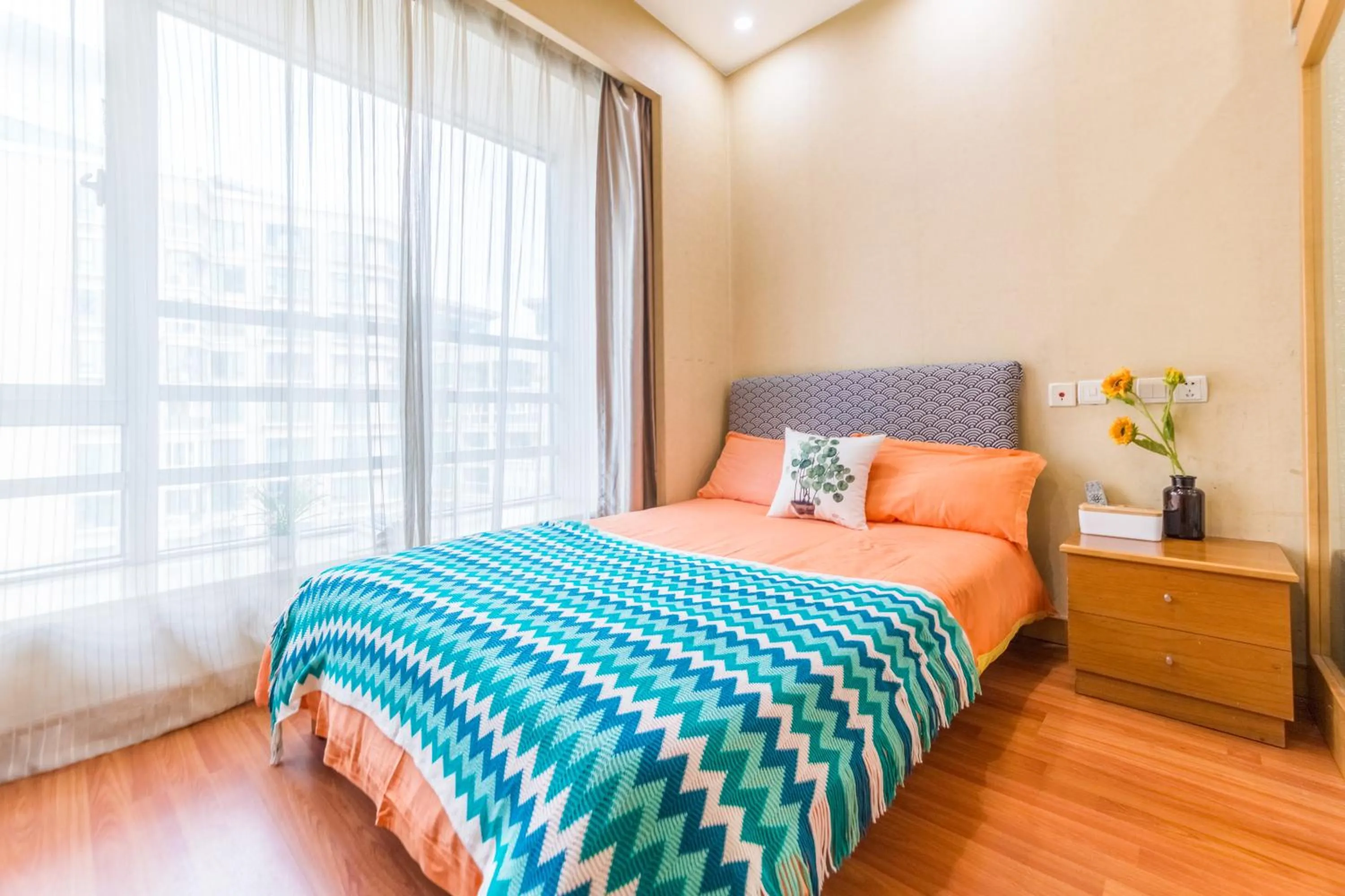 Bedroom, Bed in Shanghai Jiarong Hotel Apartment